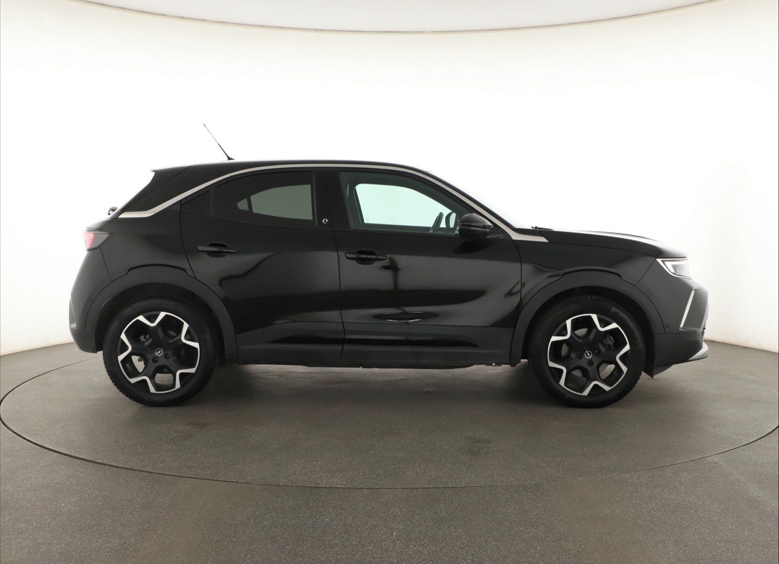Opel Mokka, Electric 50 kWh, SoH 90% - fotka 6