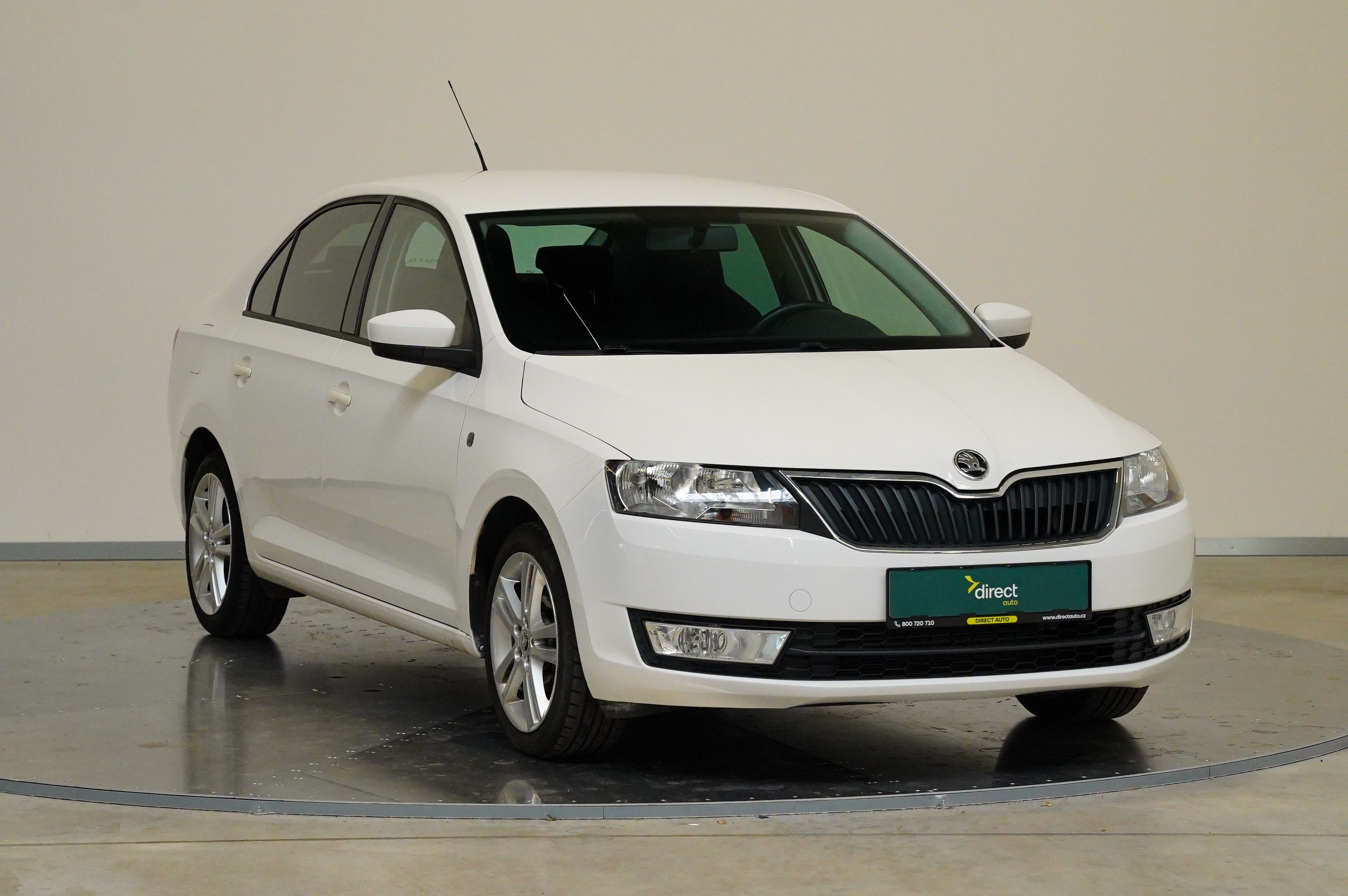 Škoda Rapid, 1.2 TSI 63 kW Ambition Plus - fotka 2