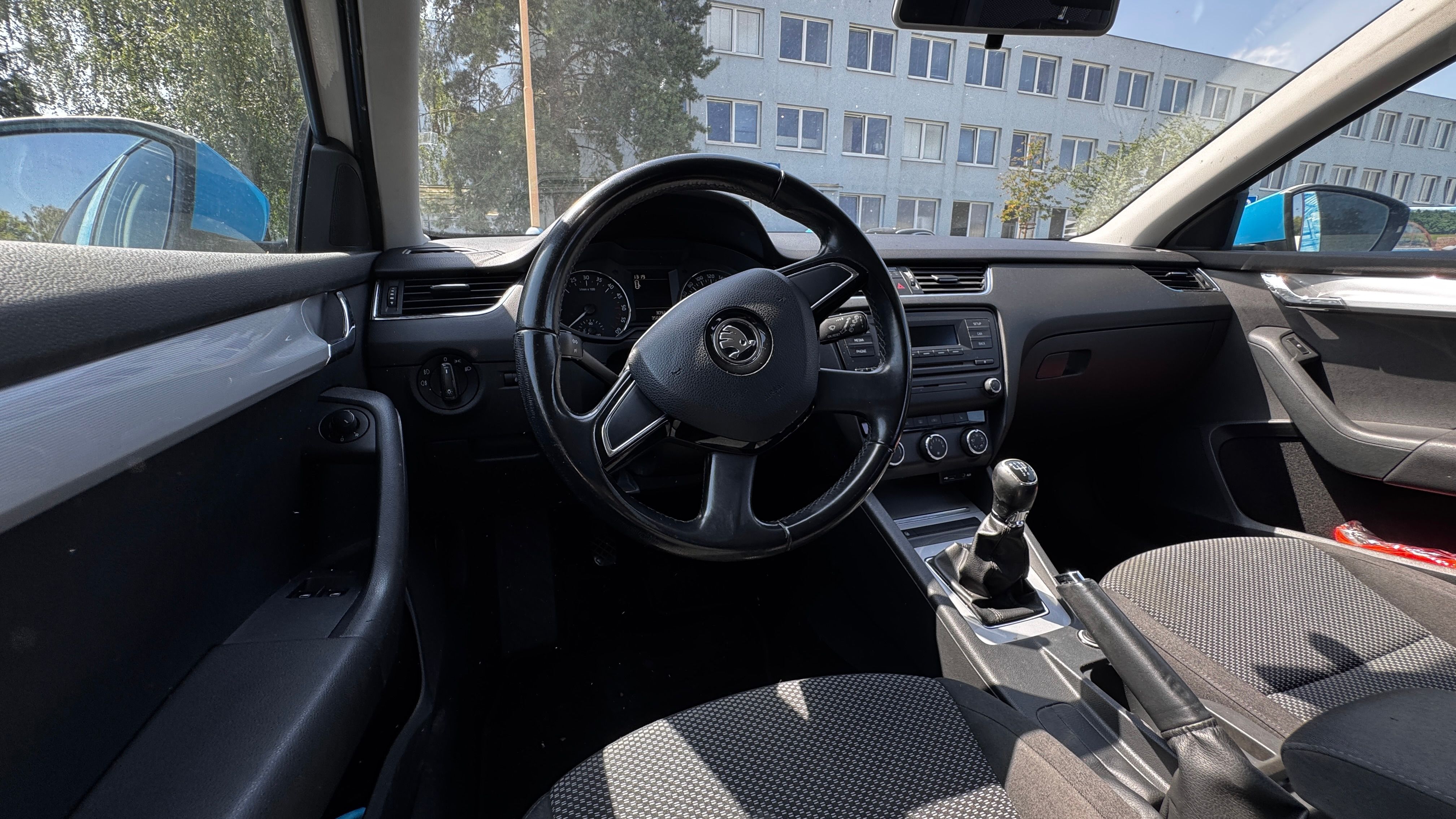 Škoda Octavia, 1.6 TDI, po rozvodech - fotka 6