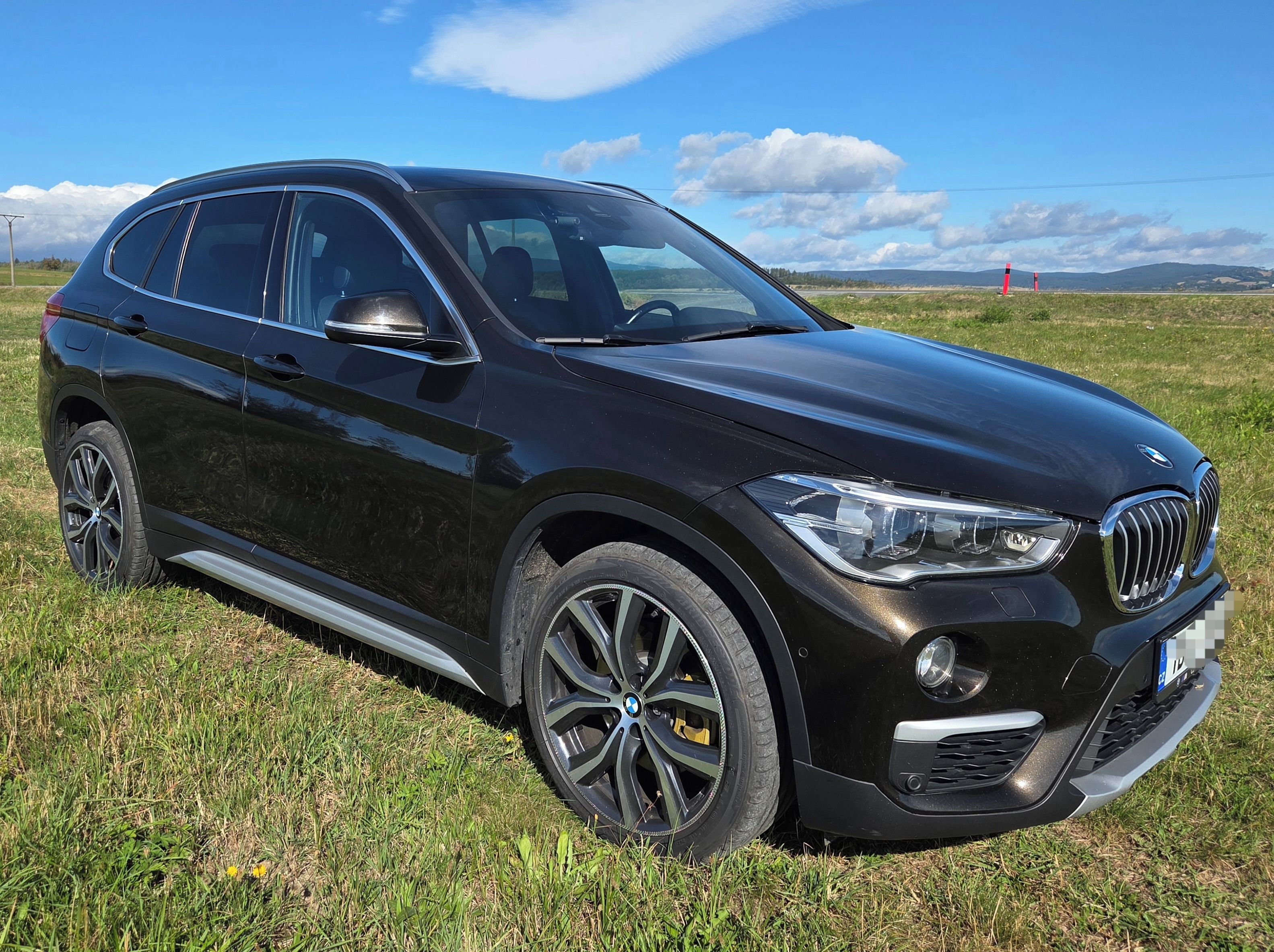 BMW X1, 2.0d 140kw xdrive TOP Stav - fotka 3