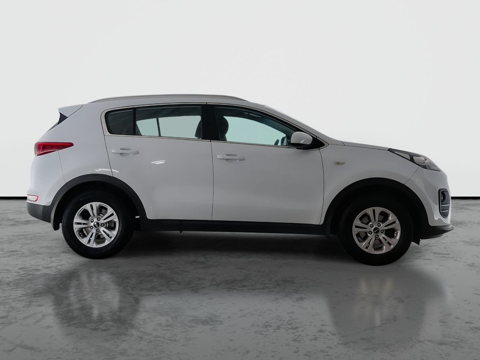 Kia Sportage, 1.6 GDI, Serv.kniha, Xenony - fotka 6