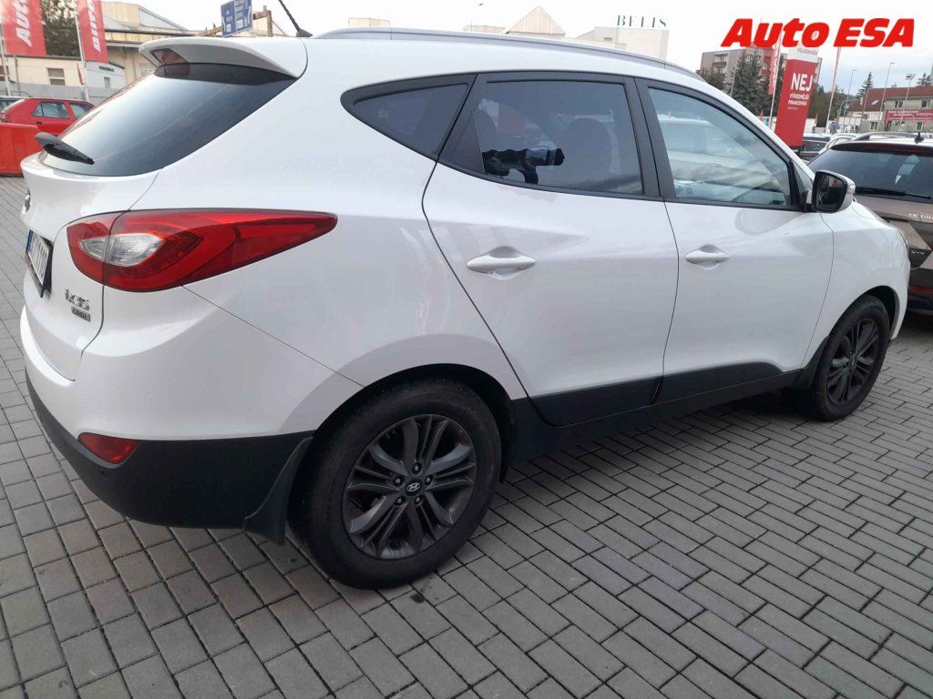 Hyundai ix35, 1.7 CRDi - fotka 2