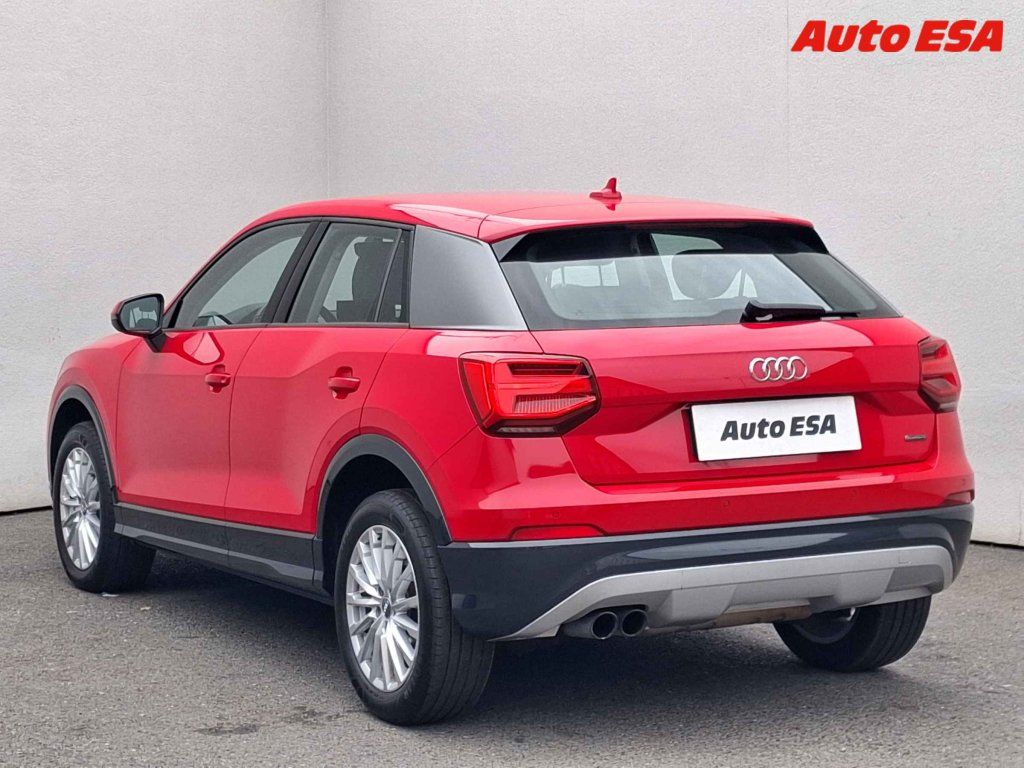 Audi Q2, 2.0 TFSi quattro,AT,LED - fotka 6