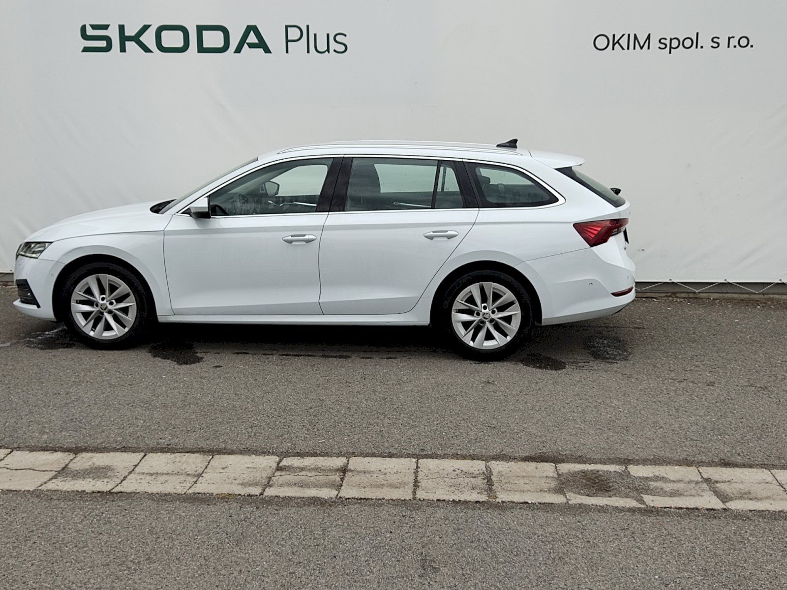 Škoda Octavia, Combi Style 2,0 Tdi 110 Kw DSG - fotka 3