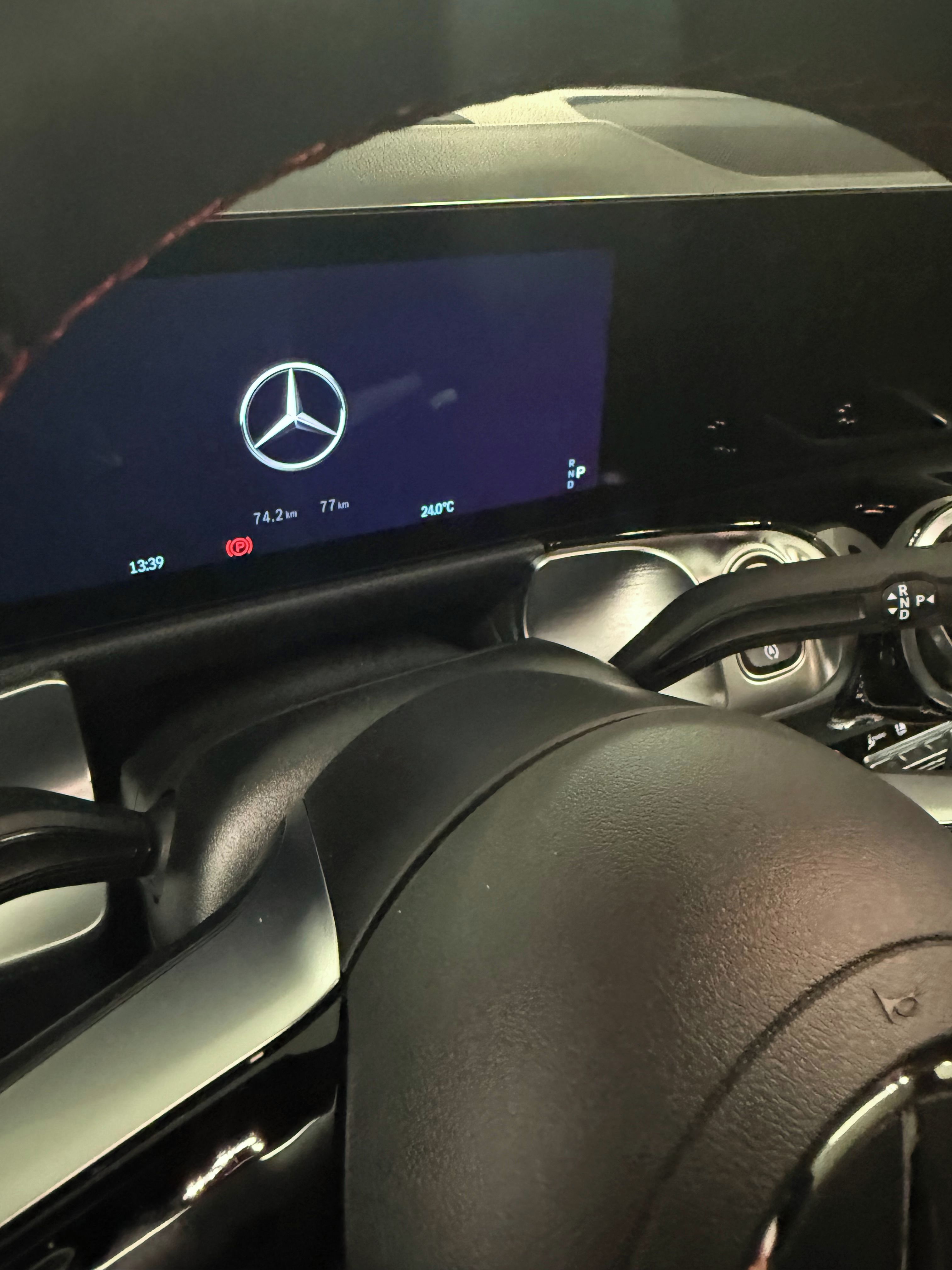 Mercedes-Benz GLB, Mercedes GLB, AMG line 200D 4M - fotka 5