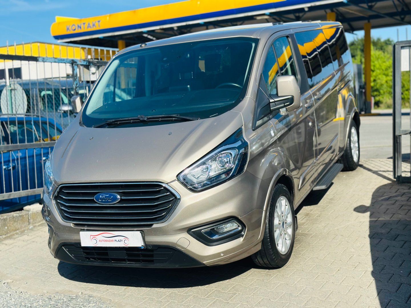 Ford Tourneo Custom, 2.0TDCi TITANIUM, ČR, 1.MAJ. - fotka 3