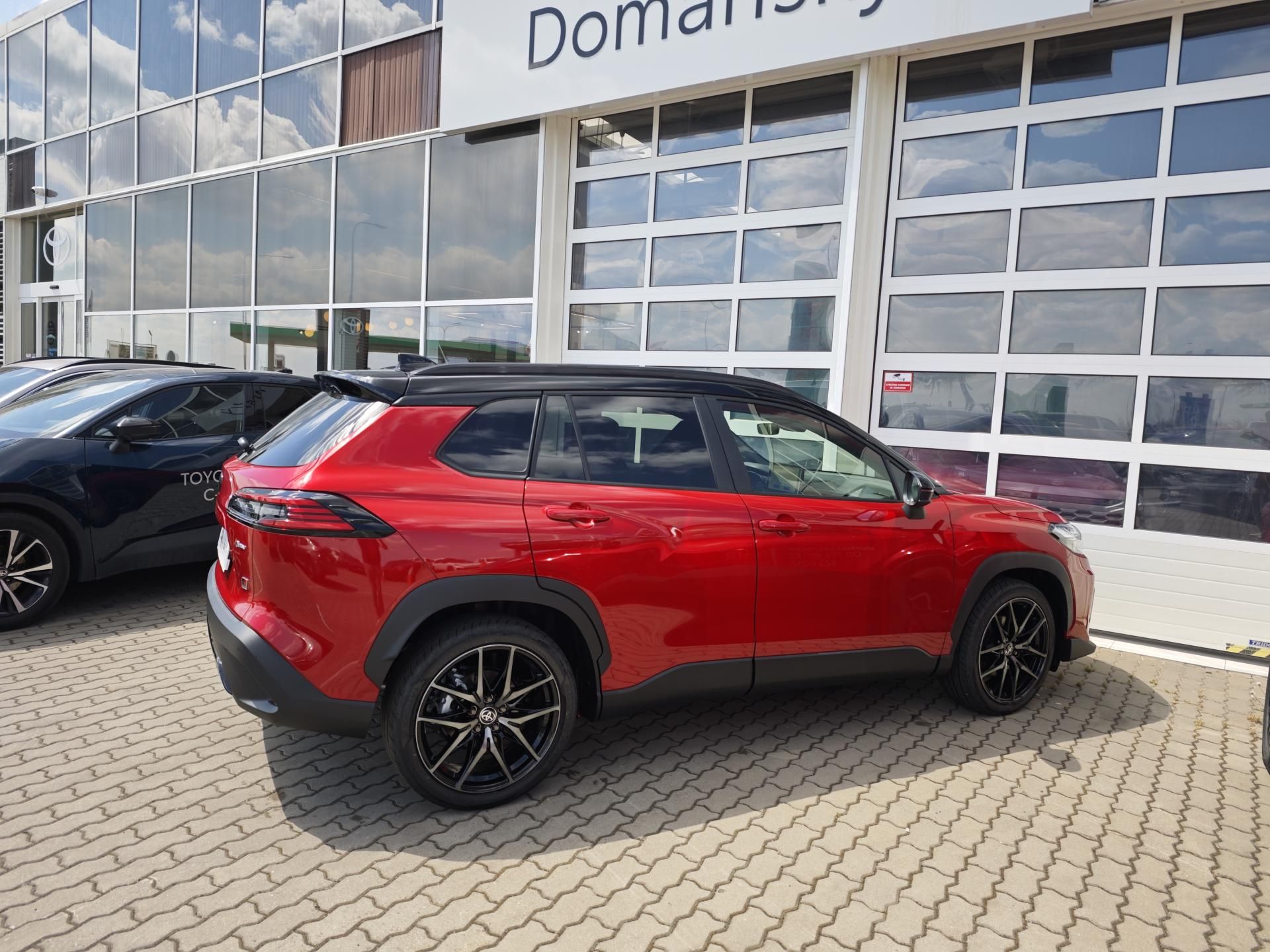 Toyota Corolla Cross, 2.0 HEV 180 4x4 GR sport + VIP - fotka 6
