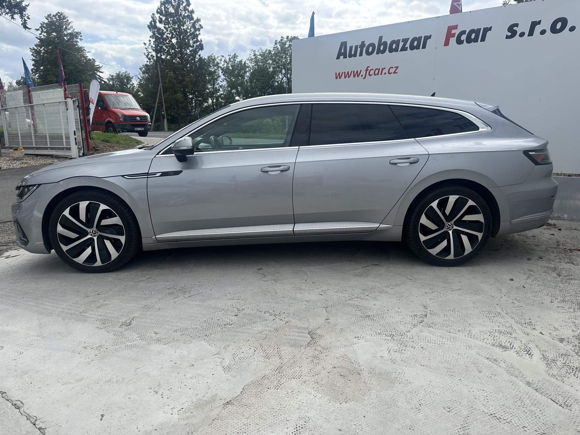 Volkswagen Arteon Shooting Brake, 2.0 TDI 147kW,R-line serviska - fotka 4
