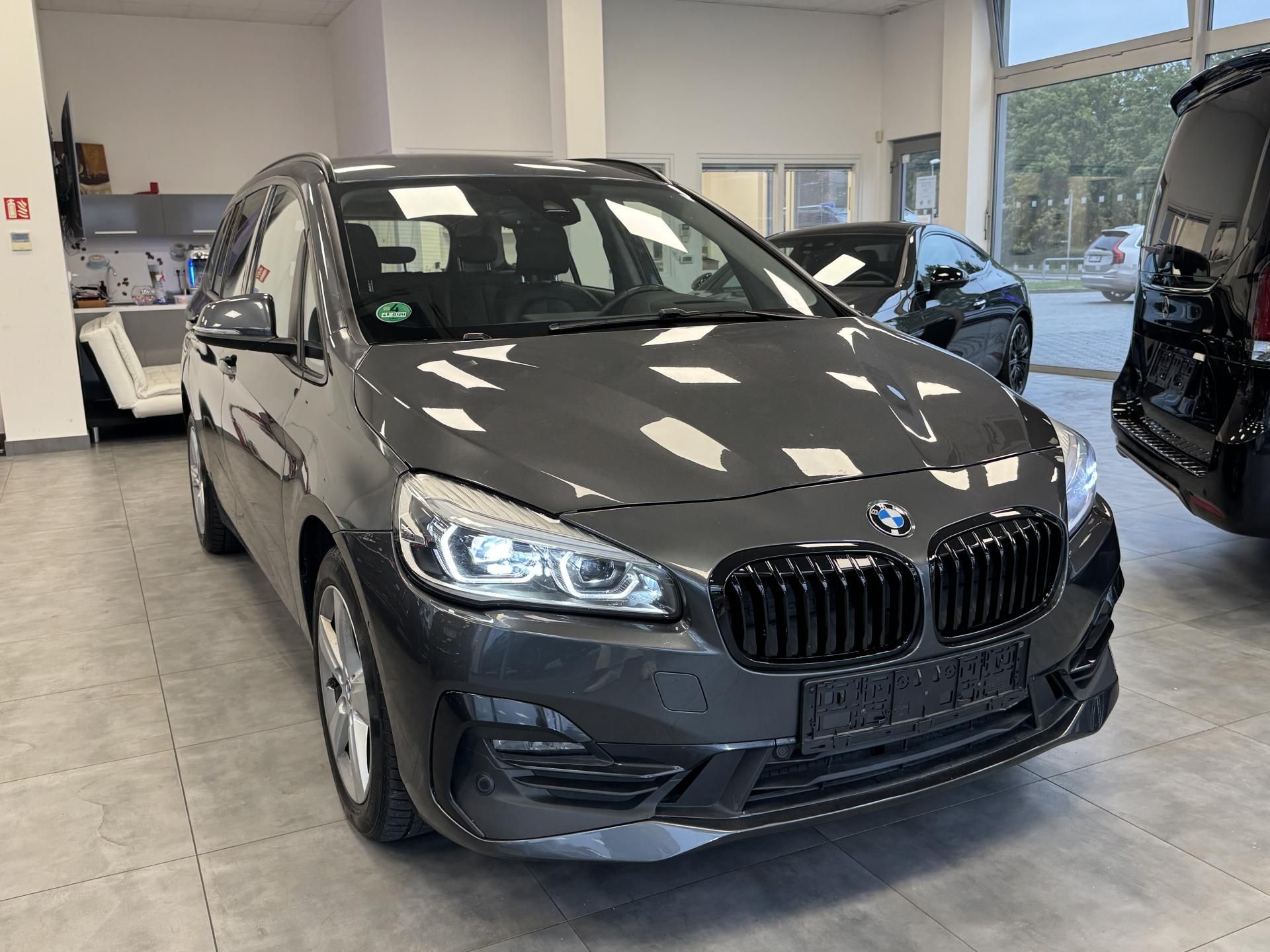 BMW Řada 2, 218d xDrive Grand Tourer