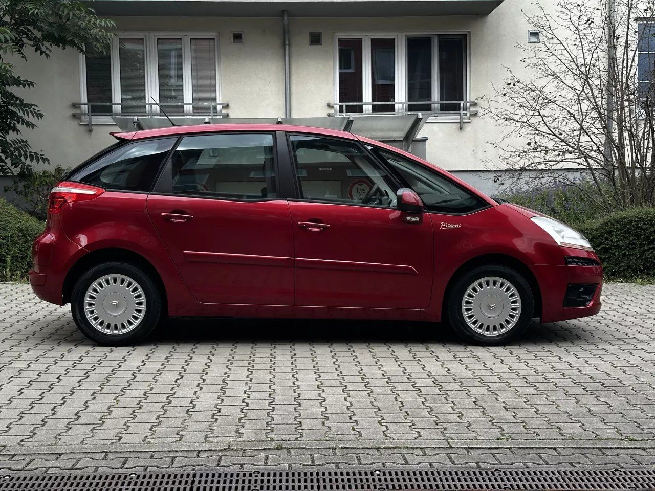 Citroën C4 Picasso, 1.6 HDI 16V 80kW Automat - fotka 3