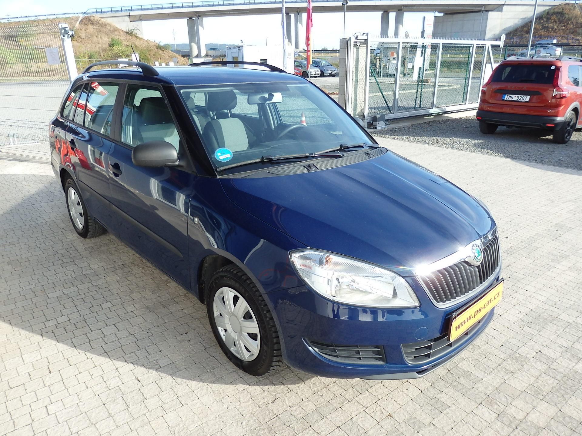 Škoda Fabia, 1.4 16V KLIMATIZACE, 4x AIRBAG - fotka 3