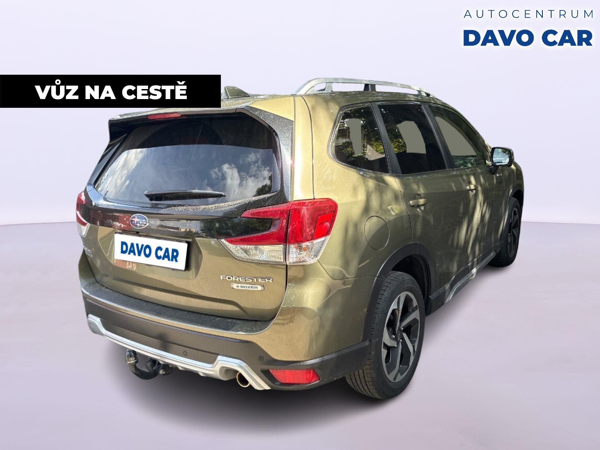 Subaru Forester, 2,0 e-Boxer 110kW Executive CZ - fotka 5