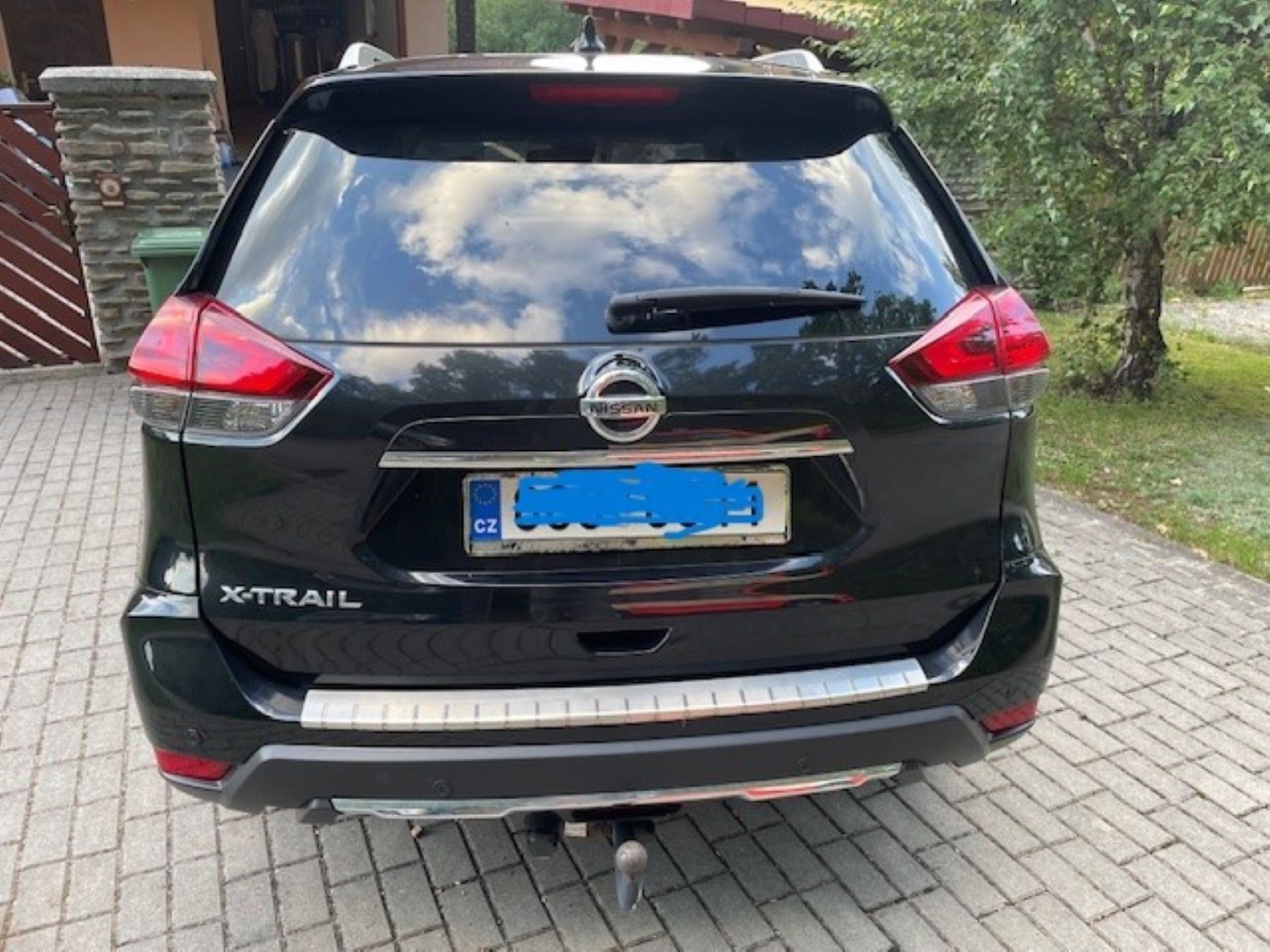 Nissan X-Trail, 1,6 dCi, 4x4, Servis, panorama - fotka 2