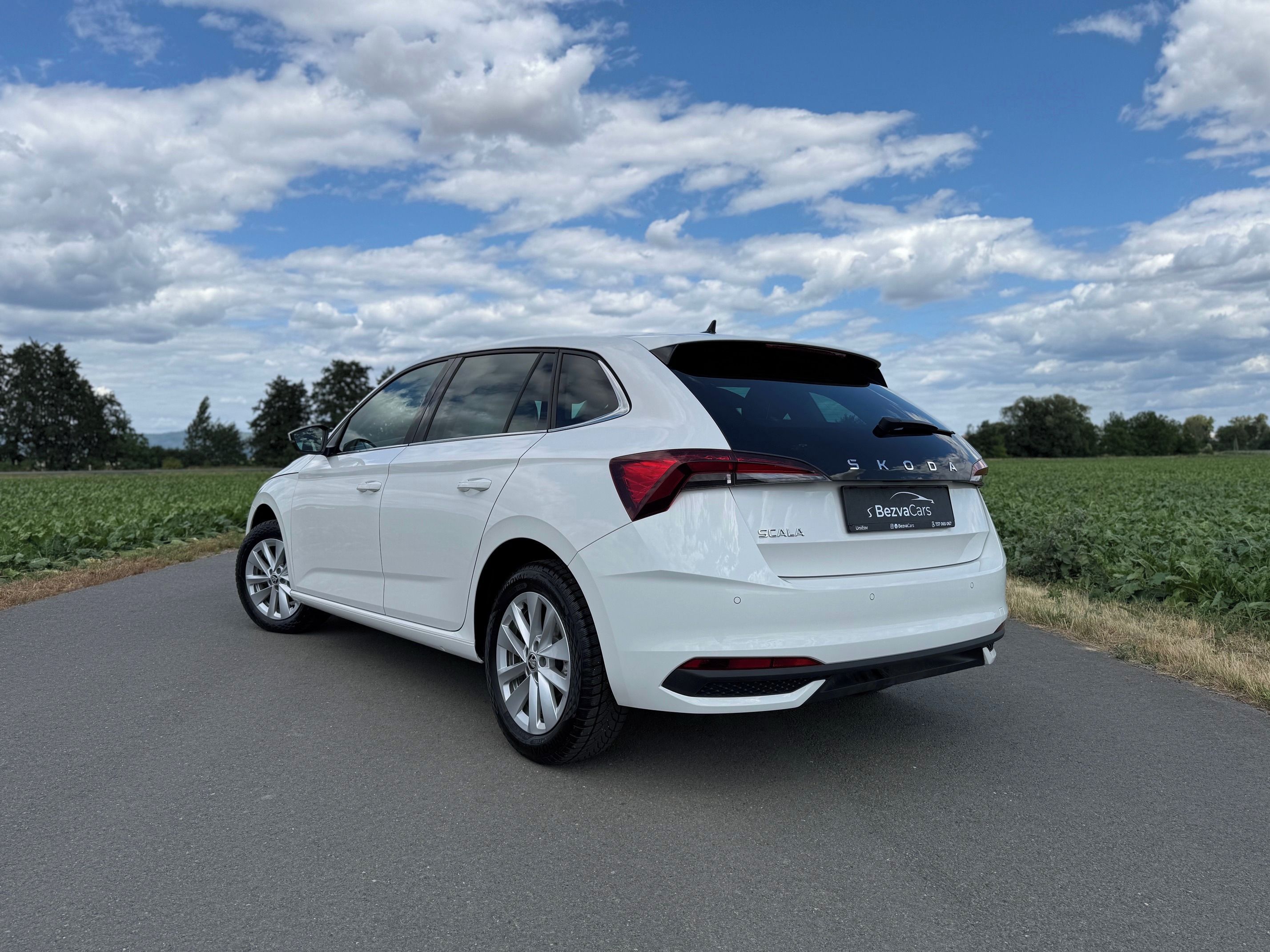 Škoda Scala, 1.0TSI 85kW TOP SELECTION FL - fotka 4