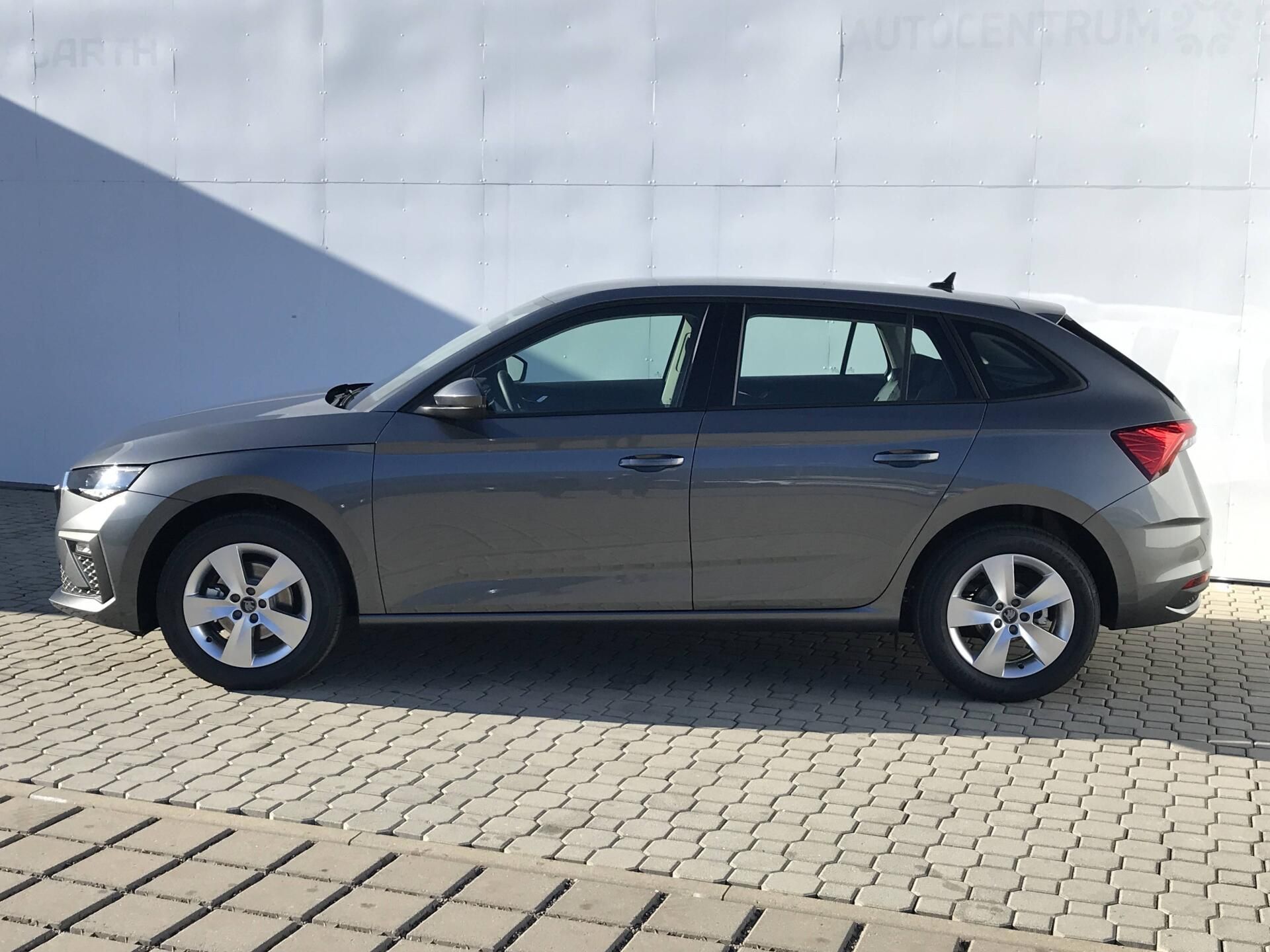 Škoda Scala, Classic 6MP 1,0TSI - fotka 2