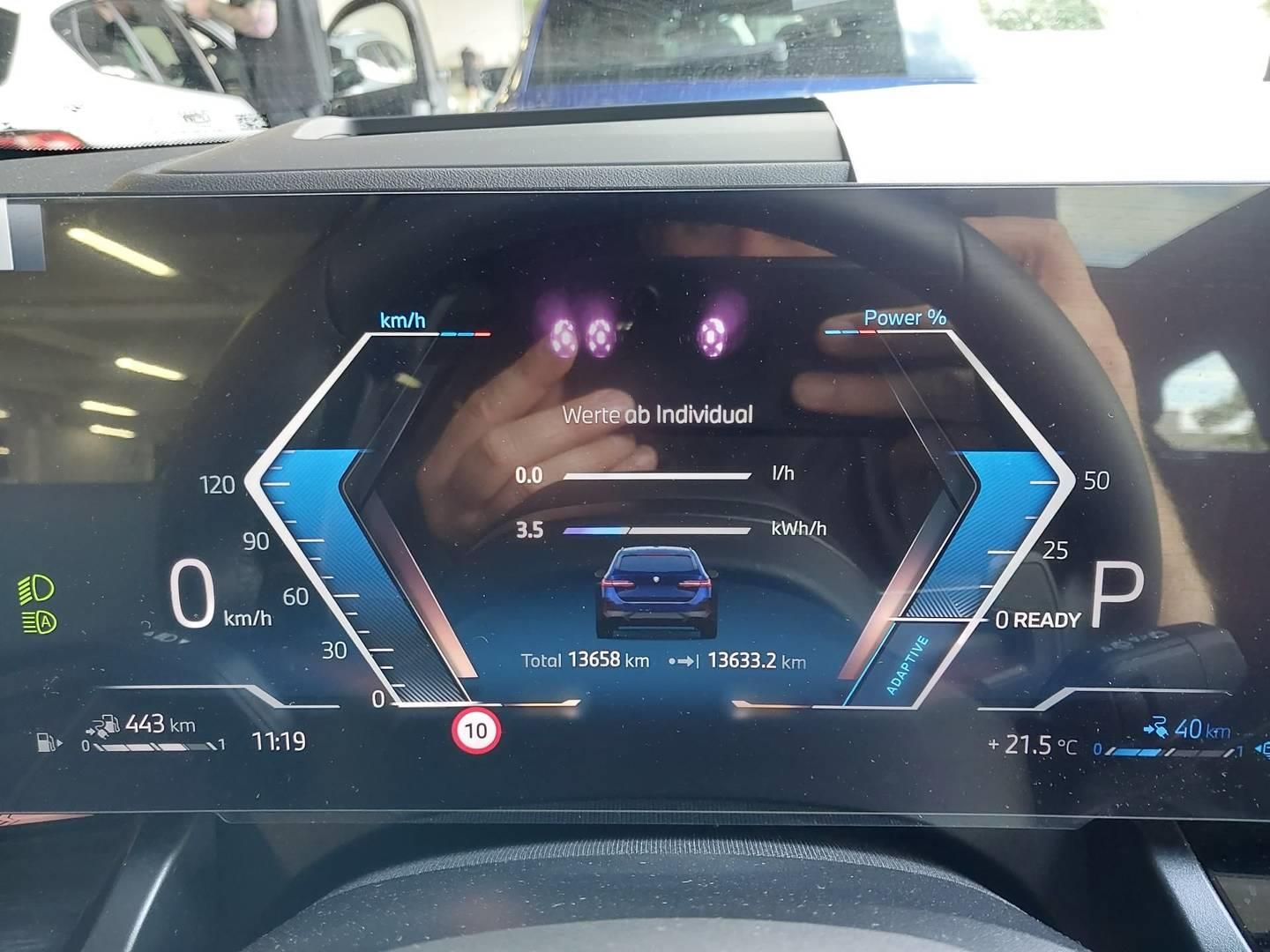 BMW Řada 5, 550e xDrive Touring M PRO - fotka 6