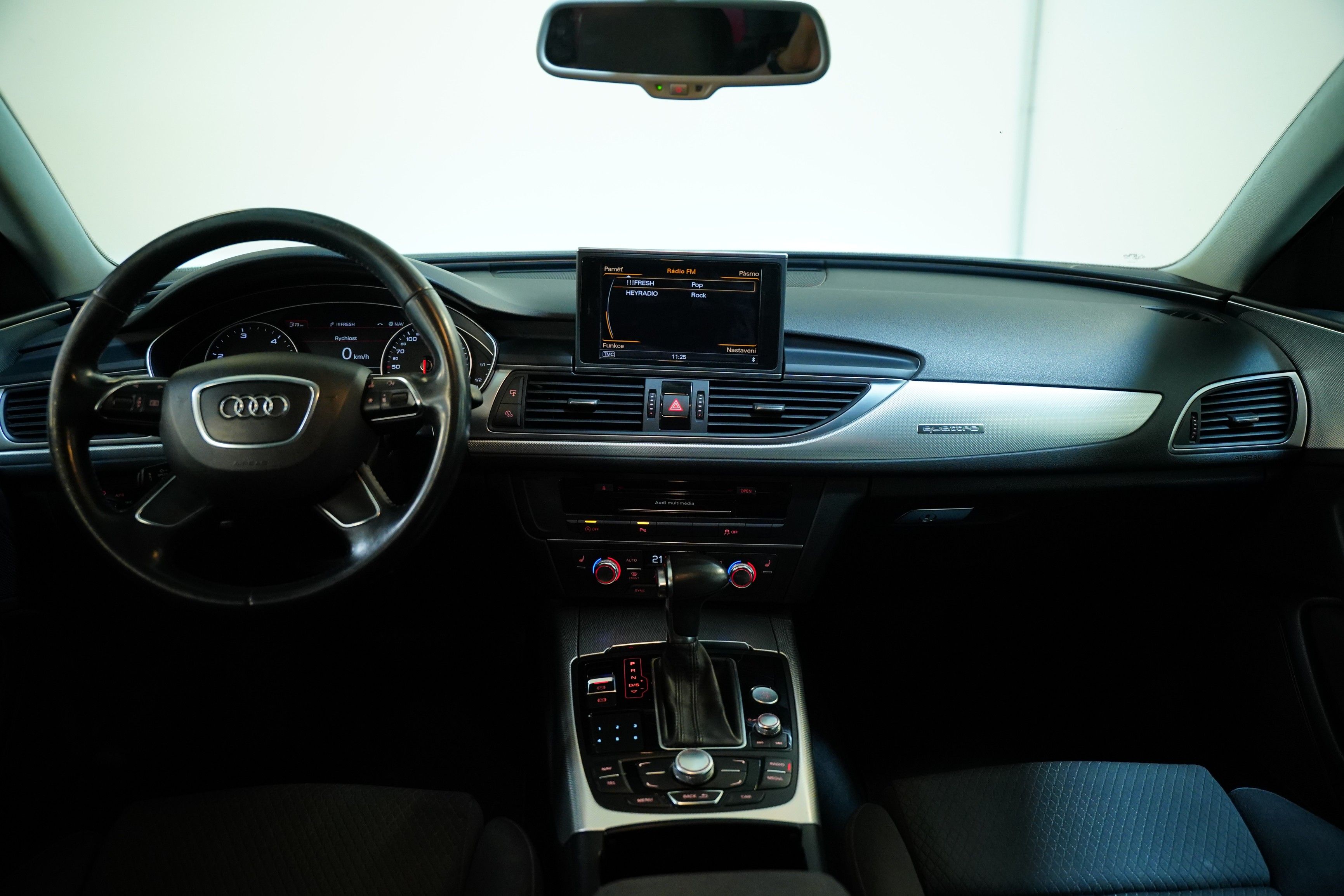 Audi A6 Avant, 3.0TDi 150KW - fotka 5