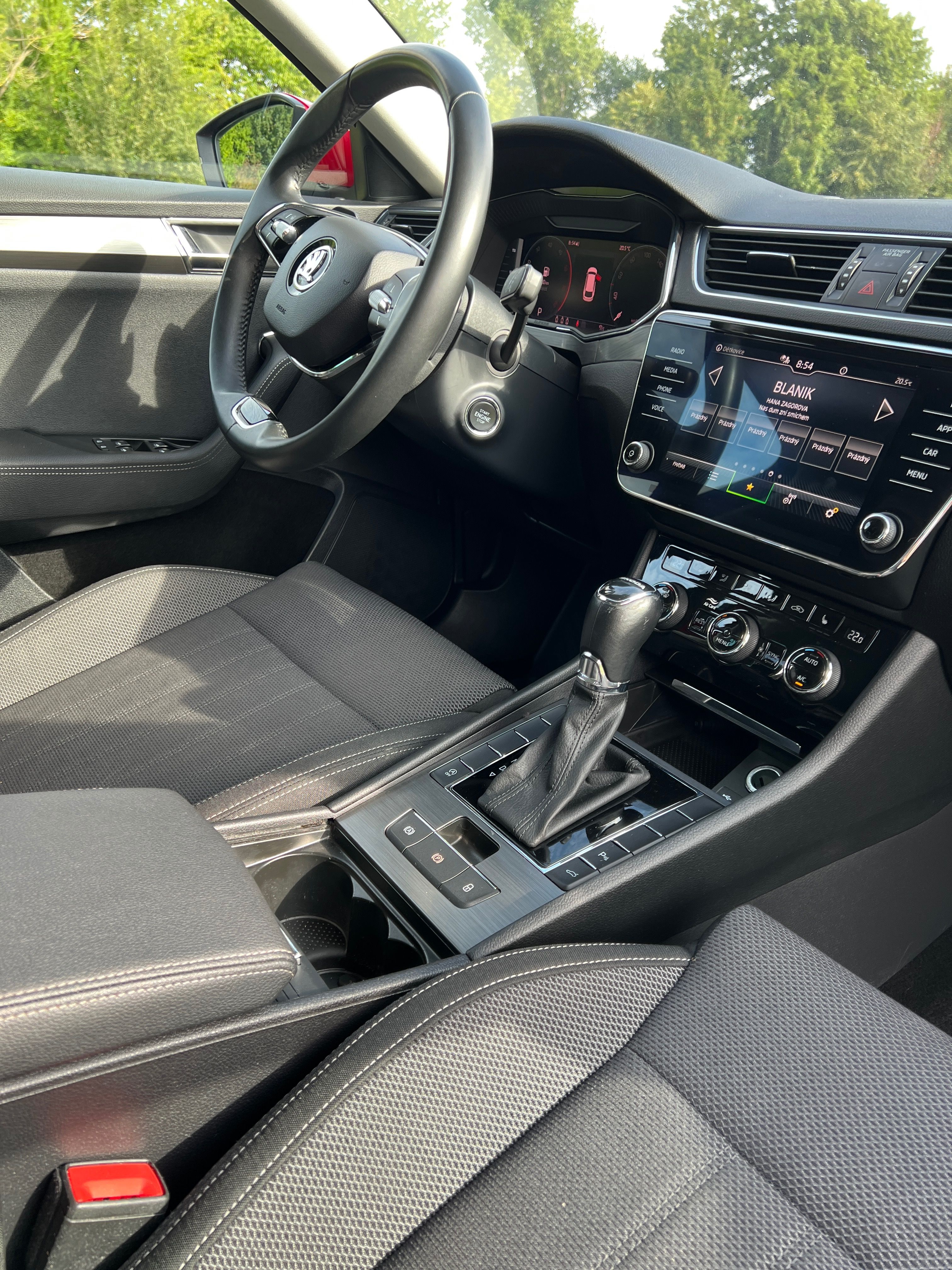 Škoda Superb - fotka 2