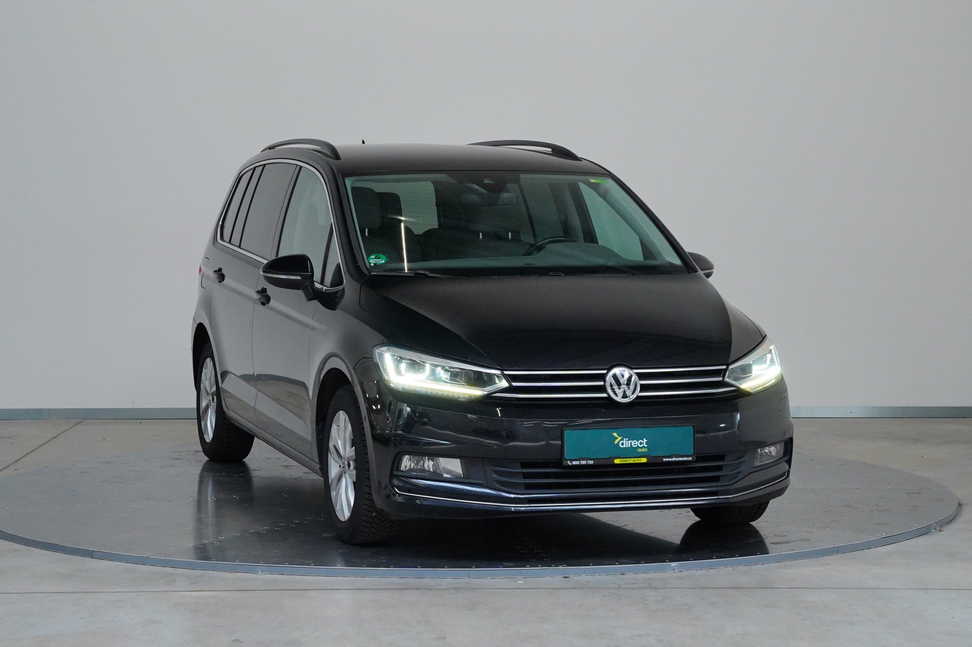 Volkswagen Touran, 2.0 TDI 140 kW Highline - fotka 2