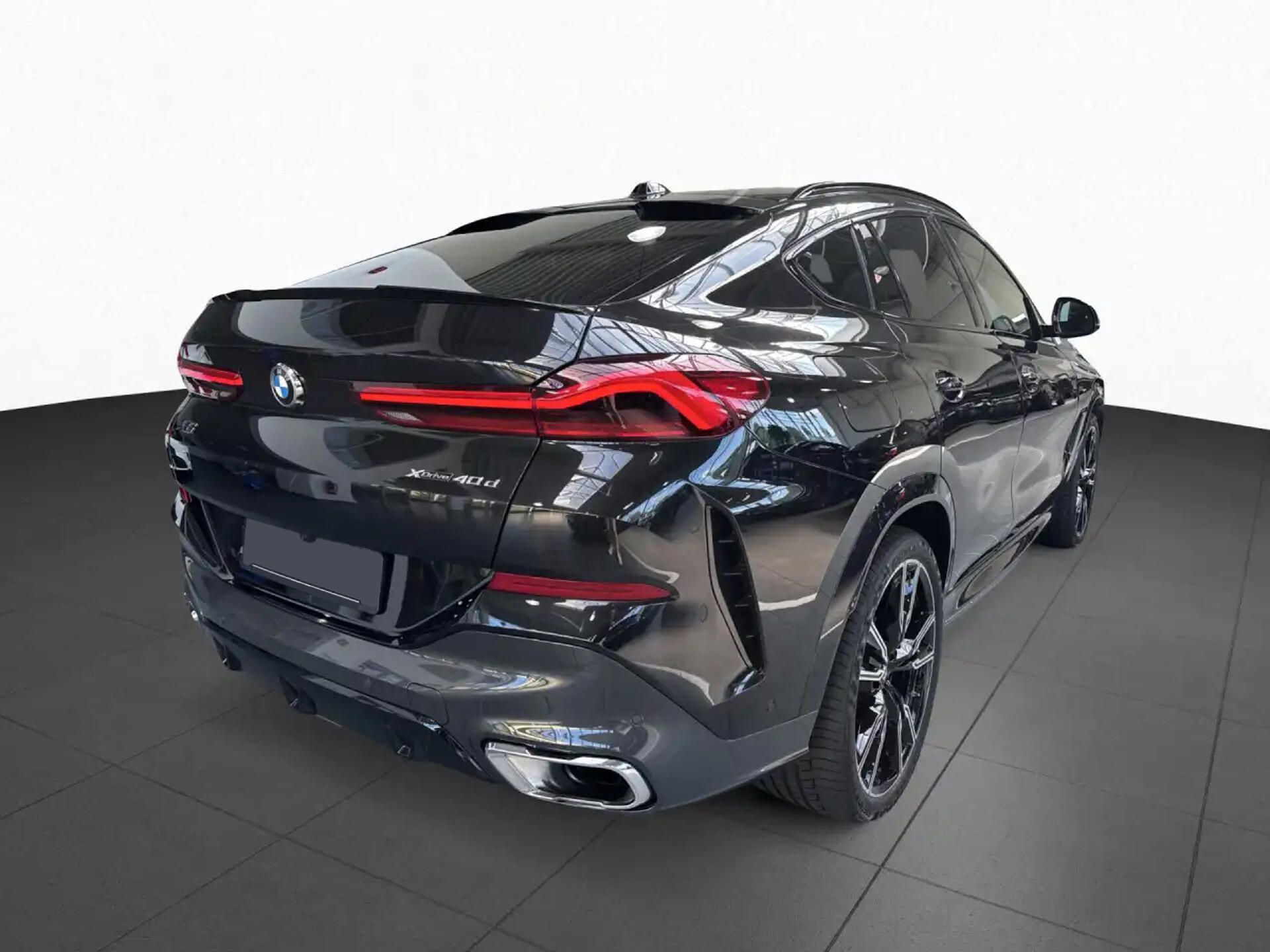 BMW X6, xDrive40d M-Sport Pano HuD Nez - fotka 4