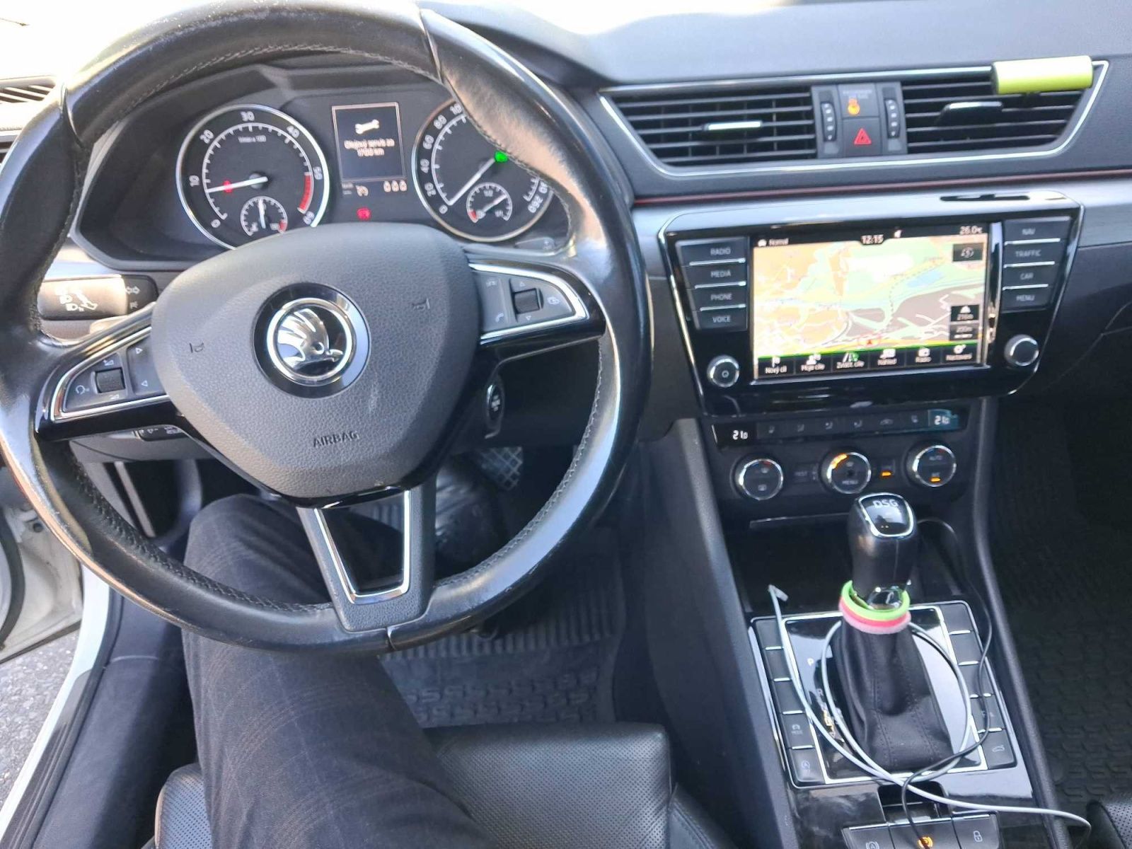 Škoda Superb, 2.0 TDI, Automat, Kůže, Navi - fotka 3