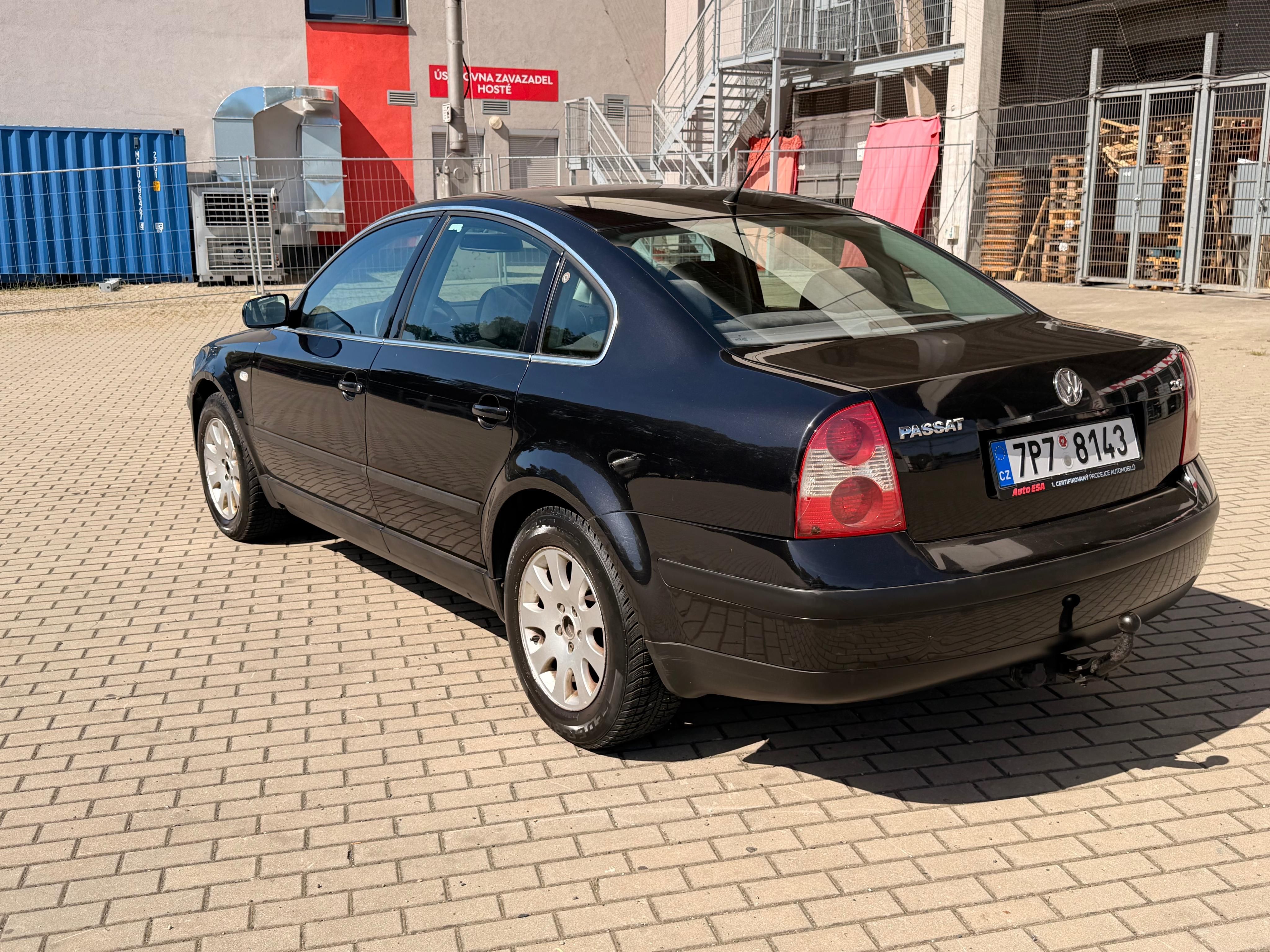 Volkswagen Passat, 2.0i 96kw Tažené Nova STK - fotka 3