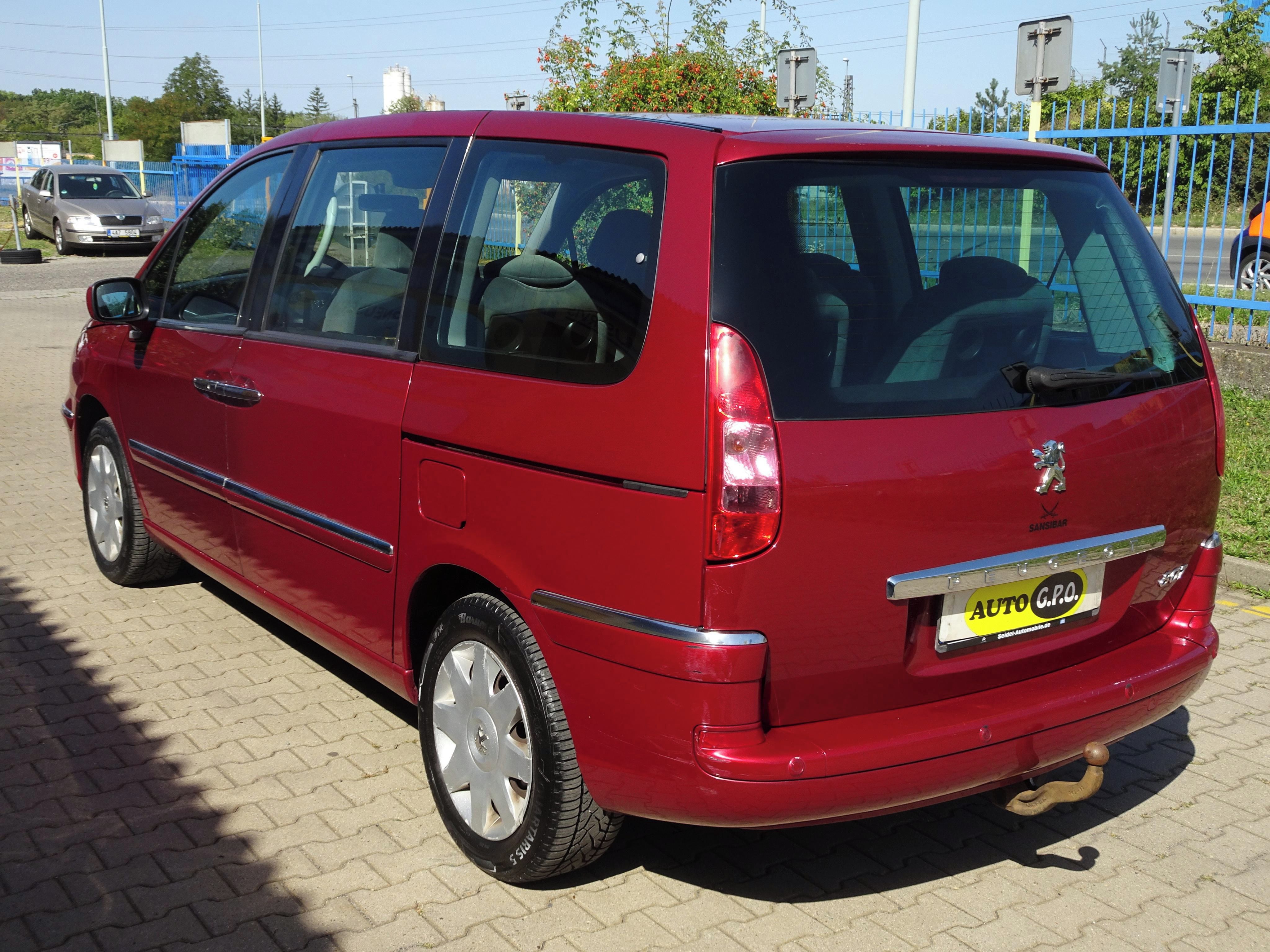 Peugeot 807, 2.0i 16V 8 míst - fotka 6