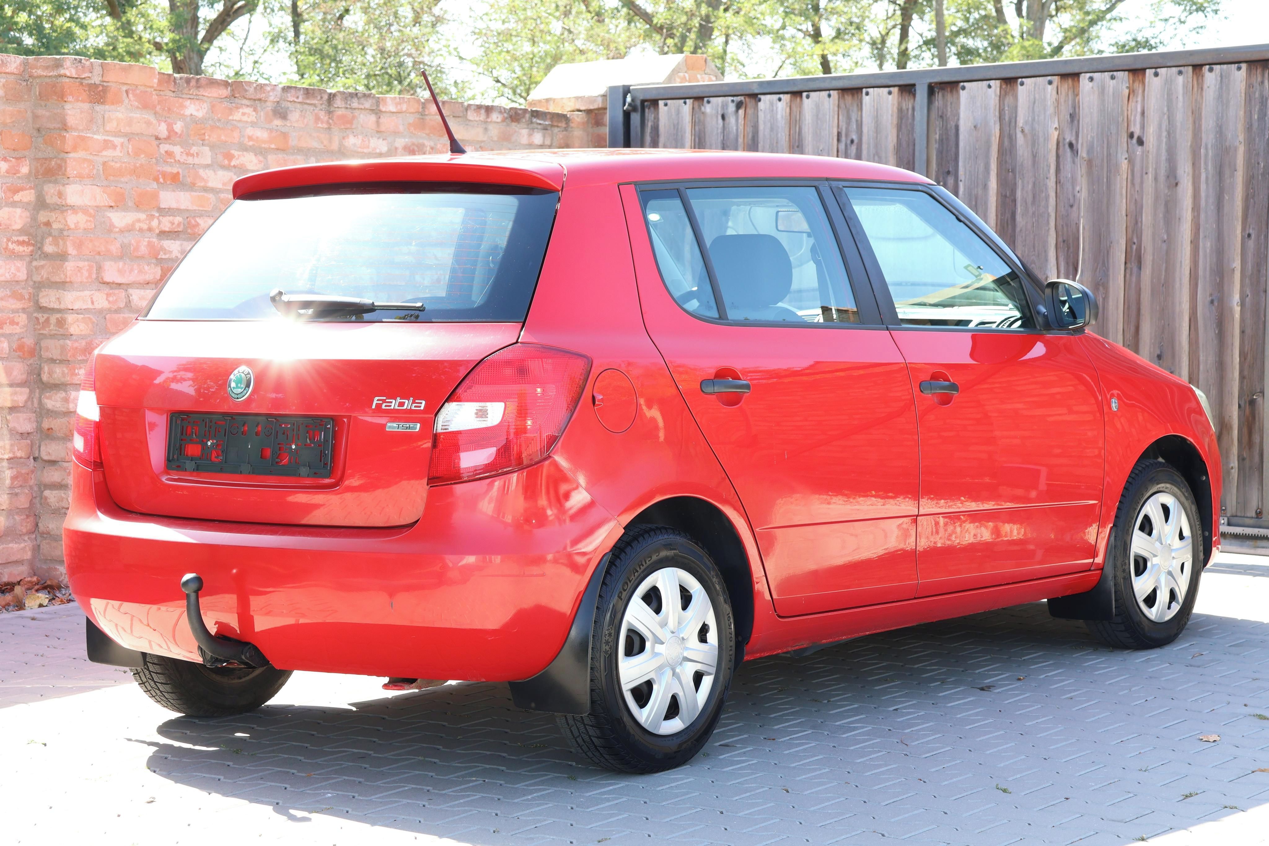 Škoda Fabia, 1.2 TSI 63kW 73.000km Tažné - fotka 4