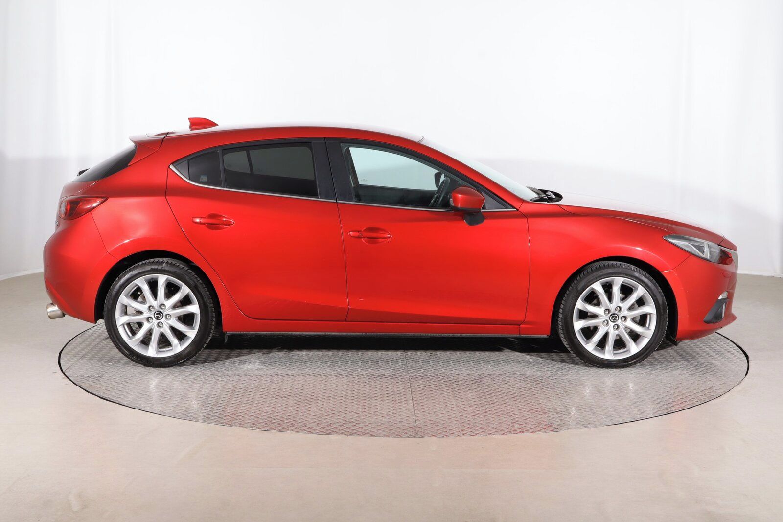 Mazda 3, 2.2 Skyactiv-D, Automat - fotka 6