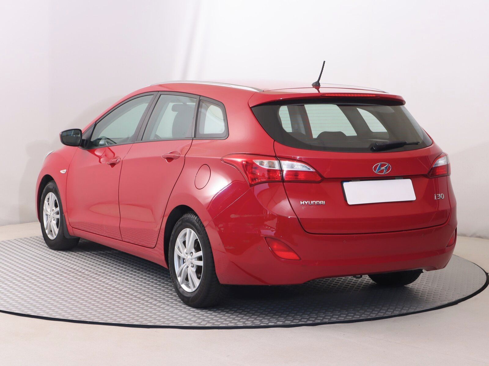 Hyundai i30, 1.6 MPI - fotka 4