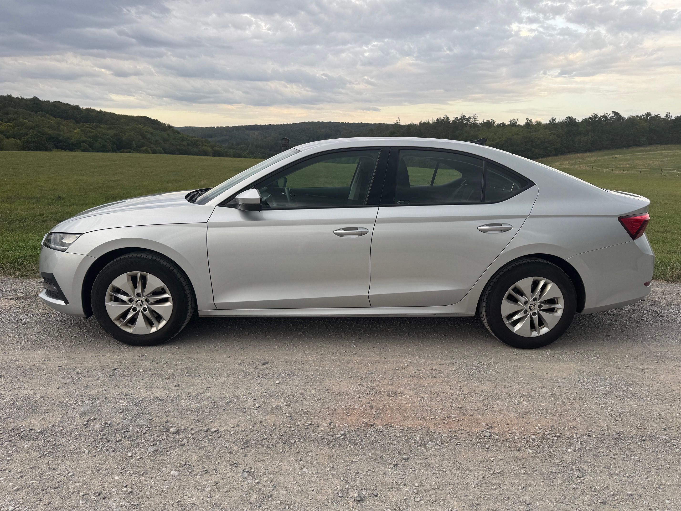 Škoda Octavia, 2.0TDI AMBITION+ ACC LED ČR - fotka 6