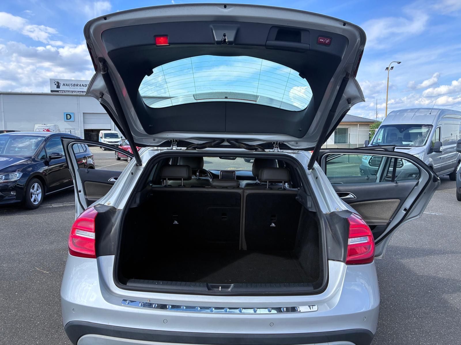 Mercedes-Benz GLA - fotka 6