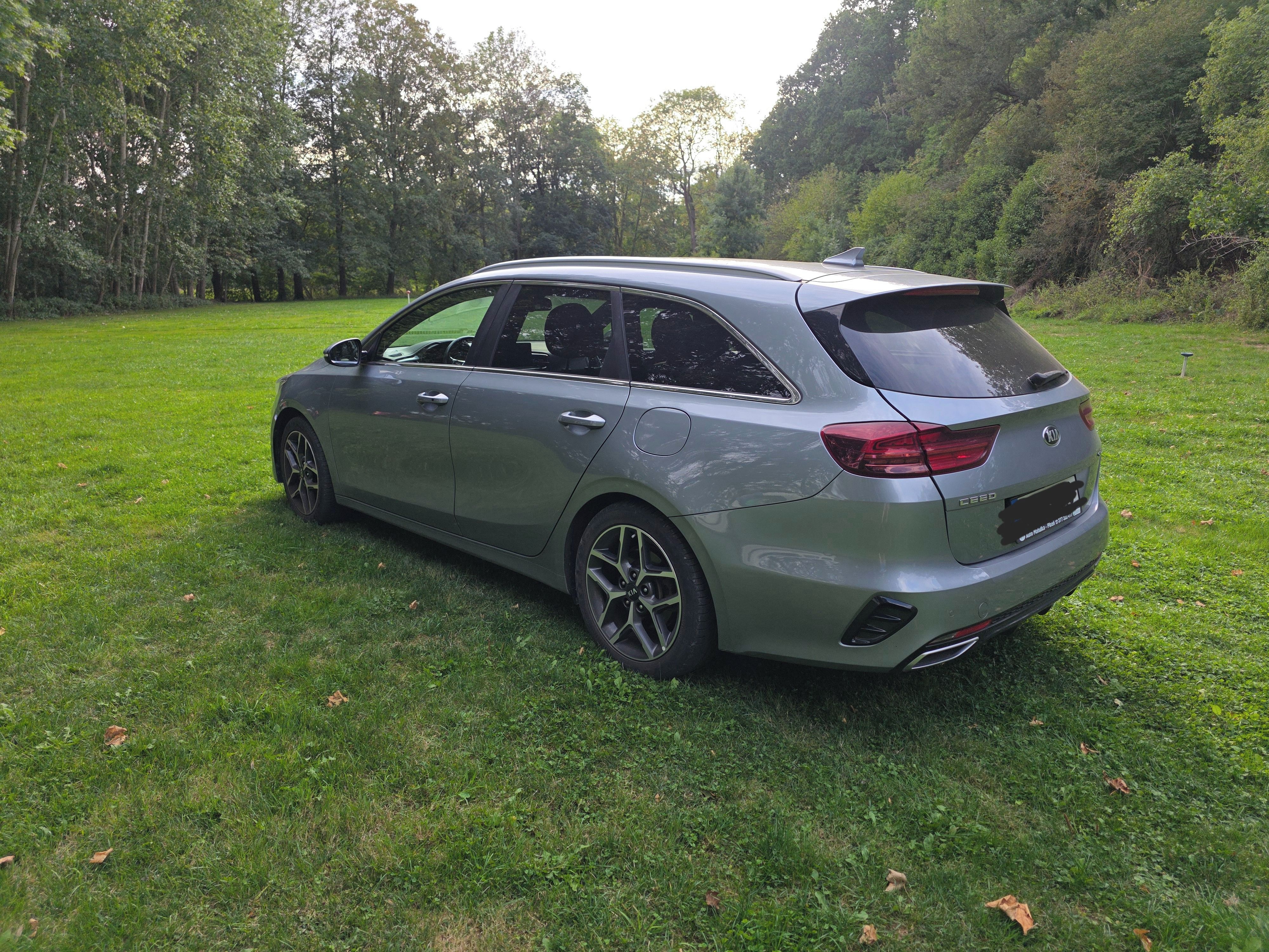 Kia Cee´d, GT-Line 1.4 T-GDI 103 kW - fotka 4