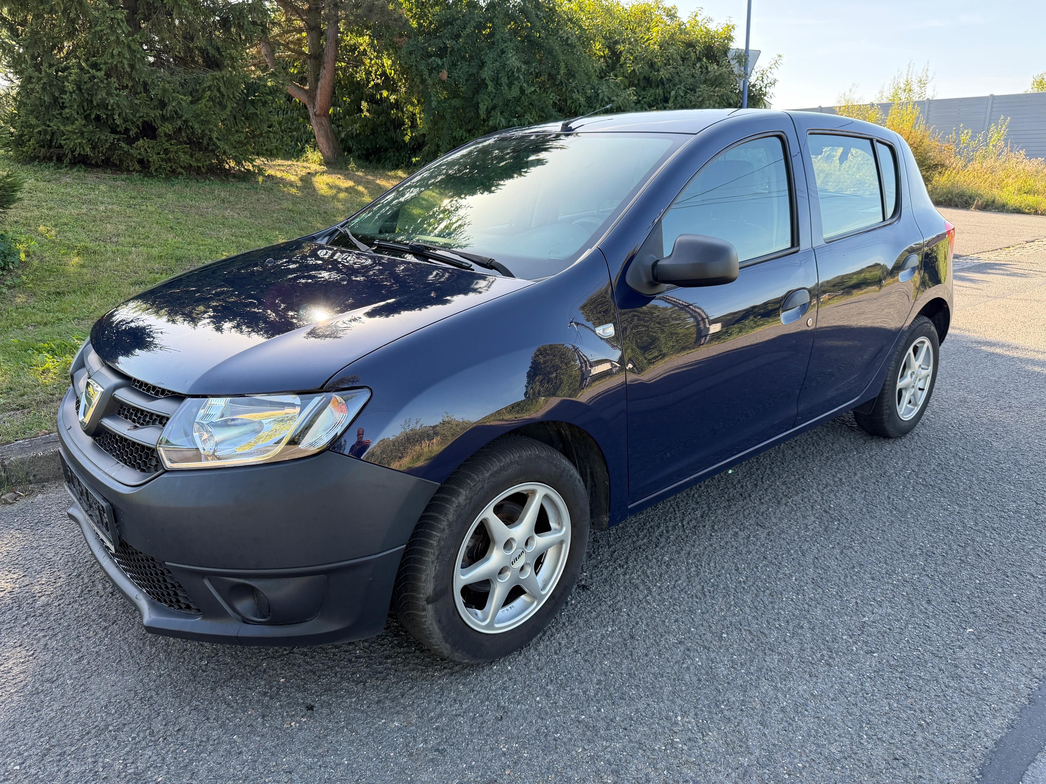 Dacia Sandero, 1.2i-1.majitel,Tažné