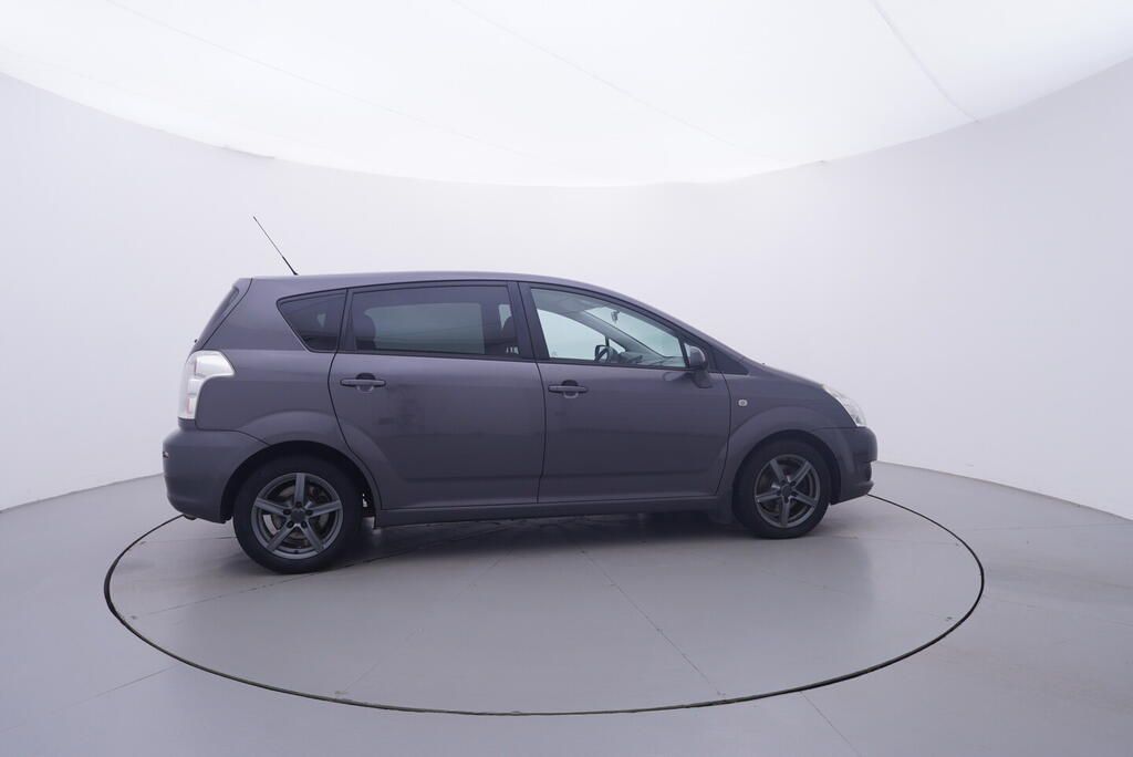 Toyota Corolla Verso, 2.2 DCI 100 kW - fotka 6