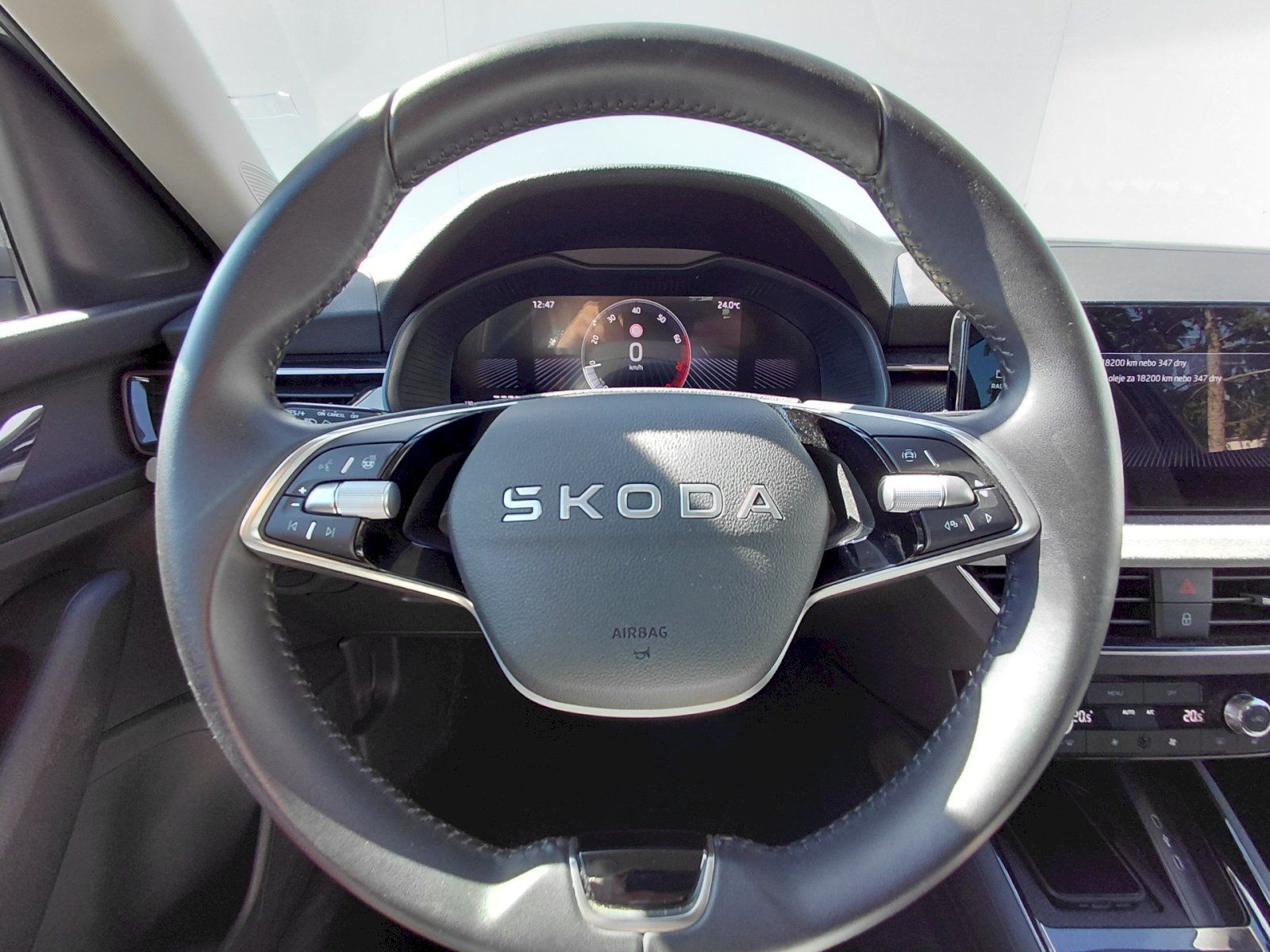 Škoda Kamiq, 1.0 TSI 85kW Top Selection - fotka 5