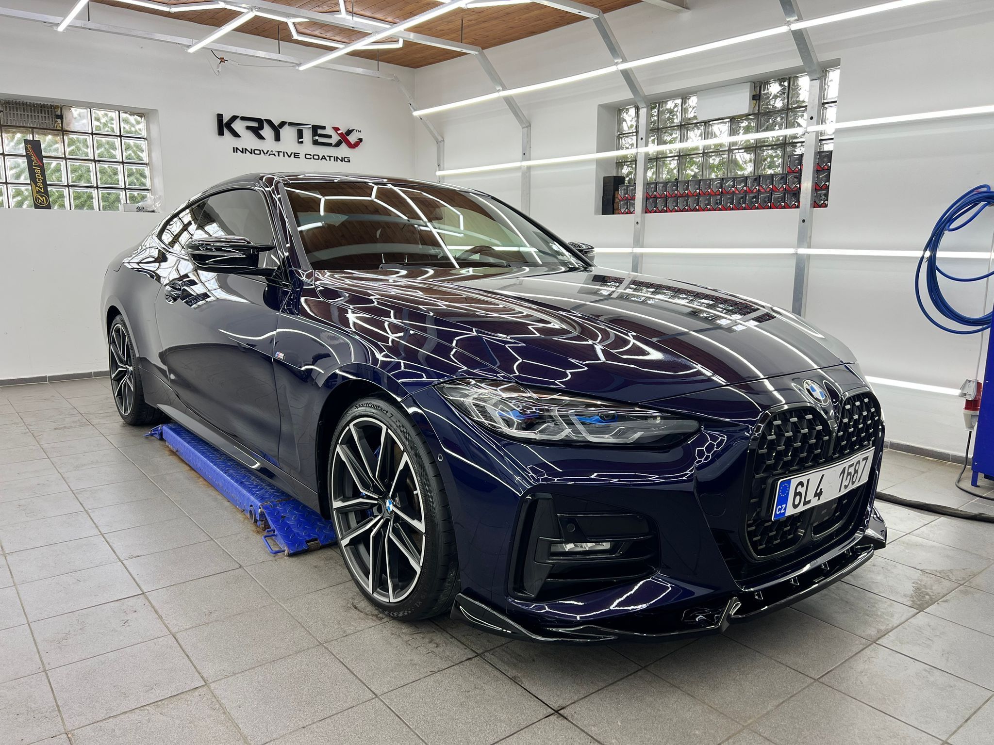 BMW Řada 4, 430i