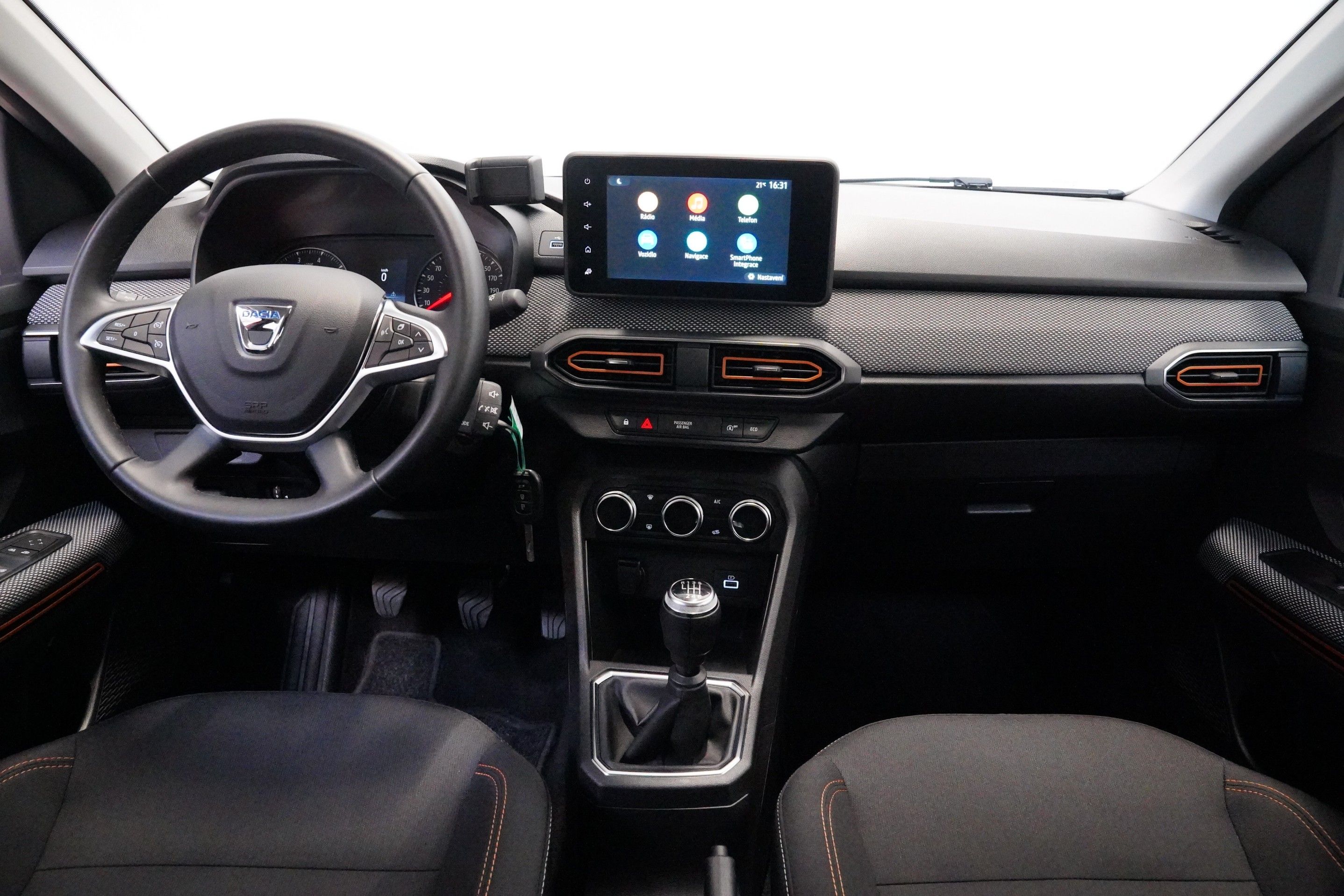 Dacia Sandero, 1.0 TCe 67 kW - fotka 6
