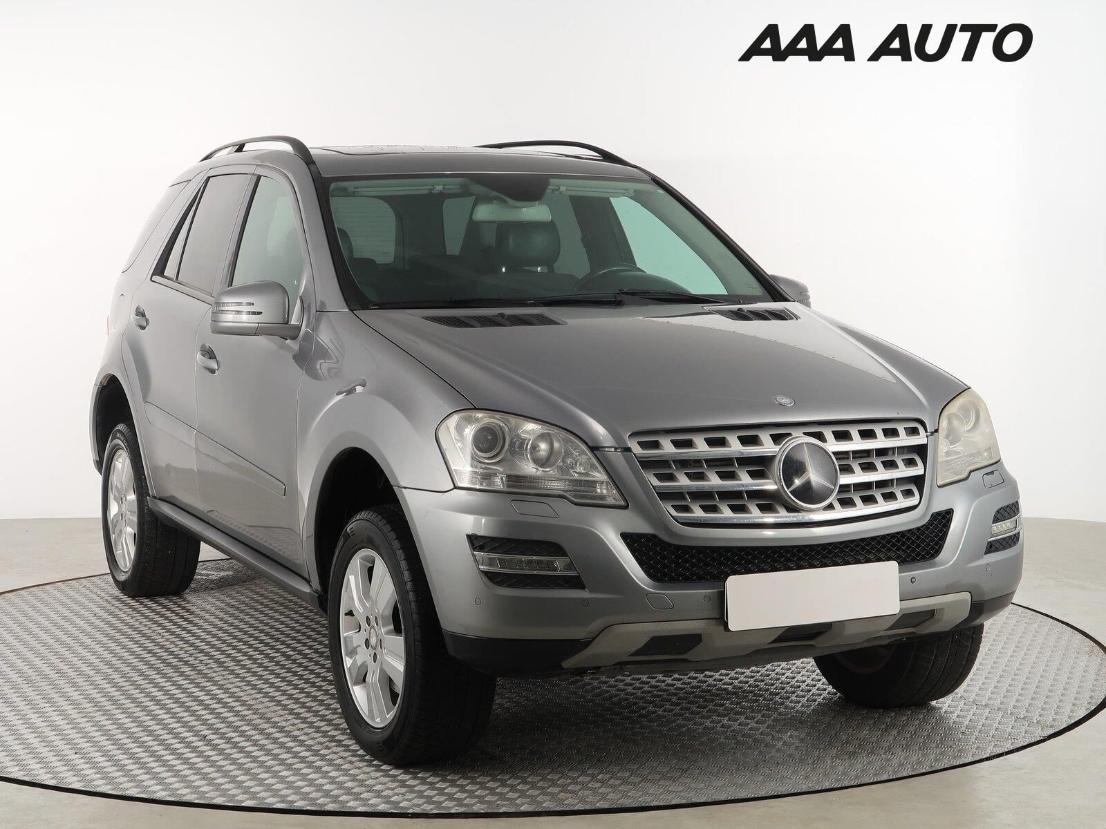 Mercedes-Benz Třídy M, ML 350 CDI, Base, 4X4