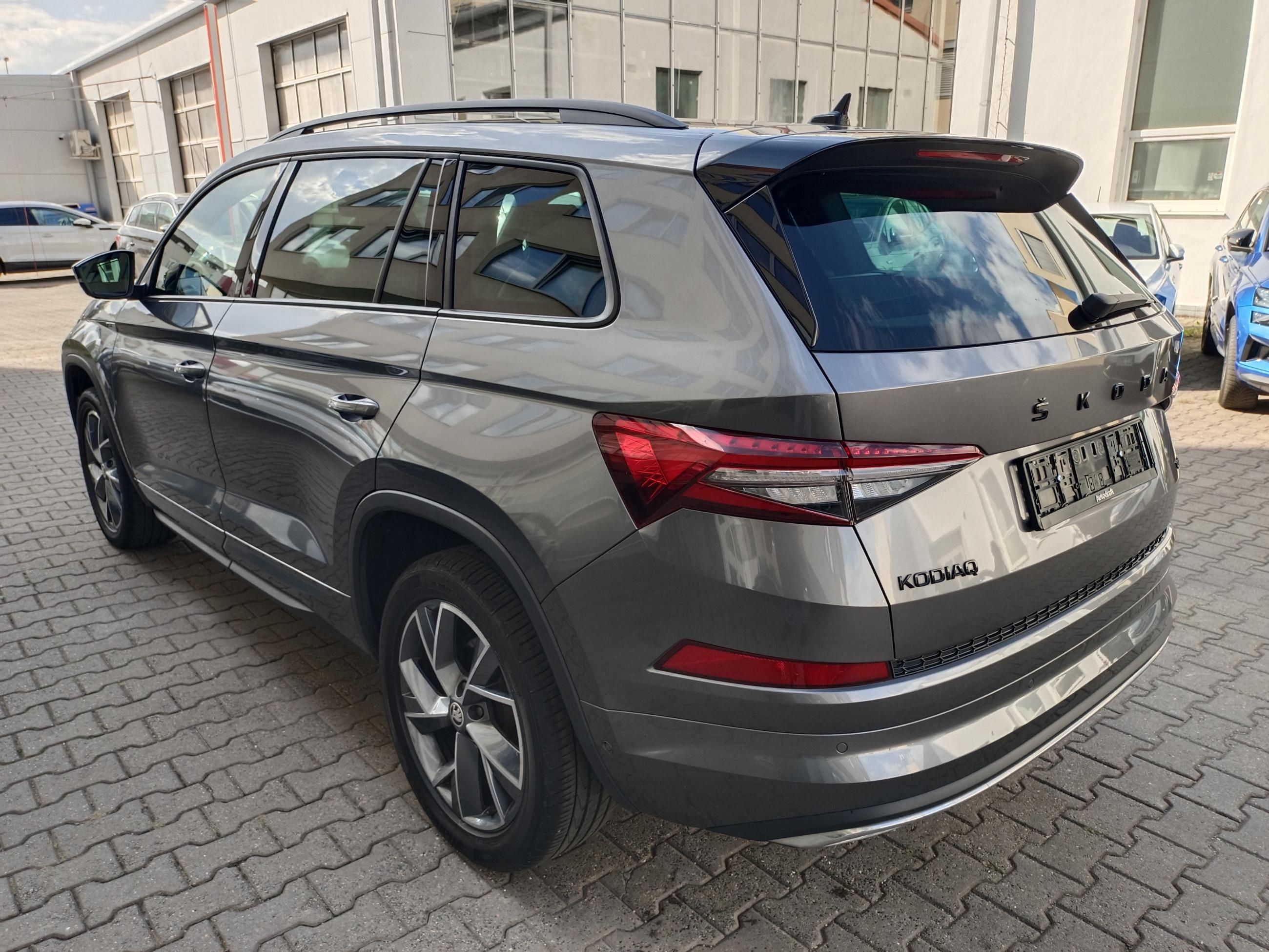 Škoda Kodiaq, TDI 147kW 4x4 DSG Sportline - fotka 4