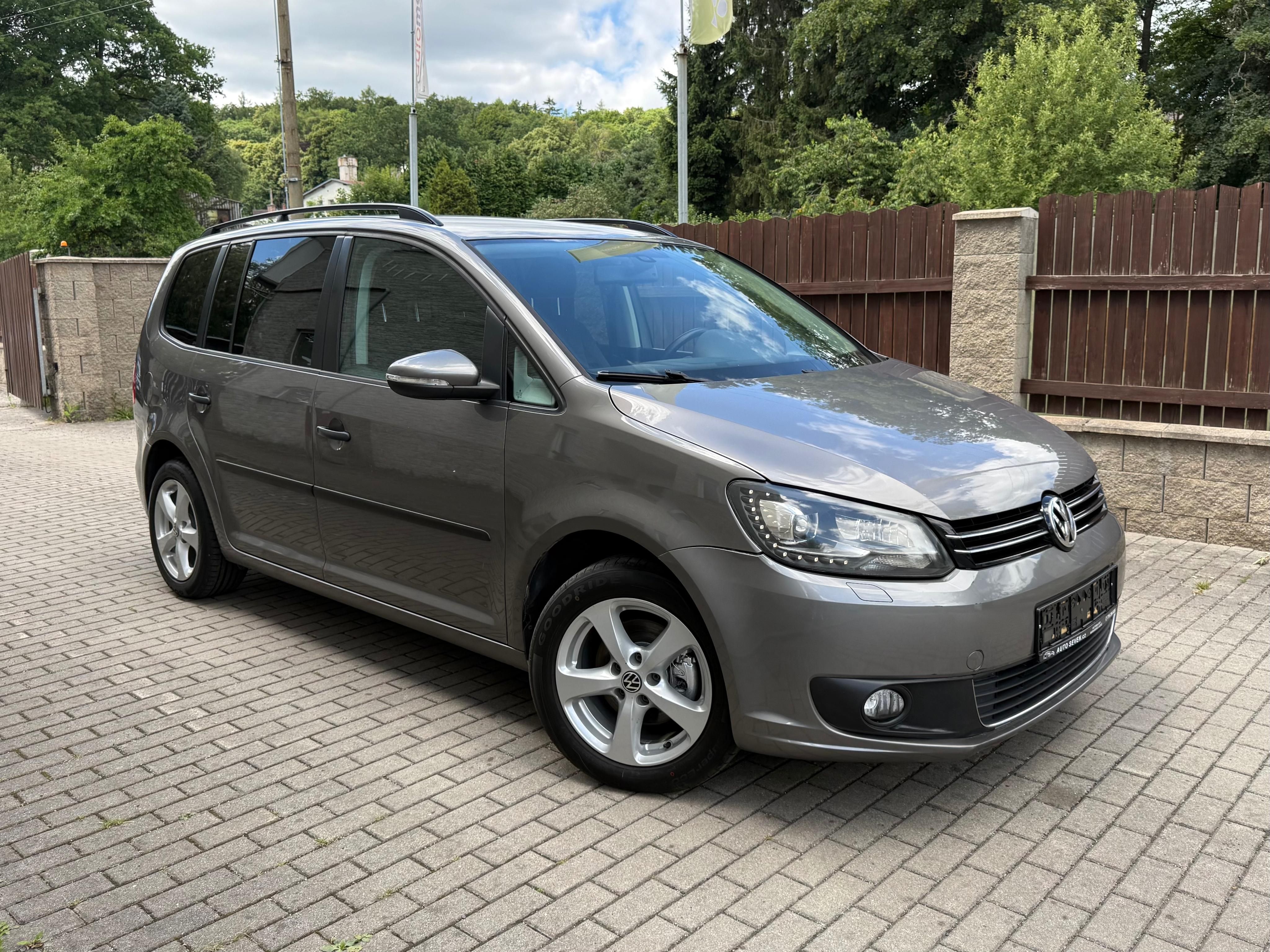 Volkswagen Touran, 1.6 TDi 77kW HIGHLINE/DSG/7MÍS