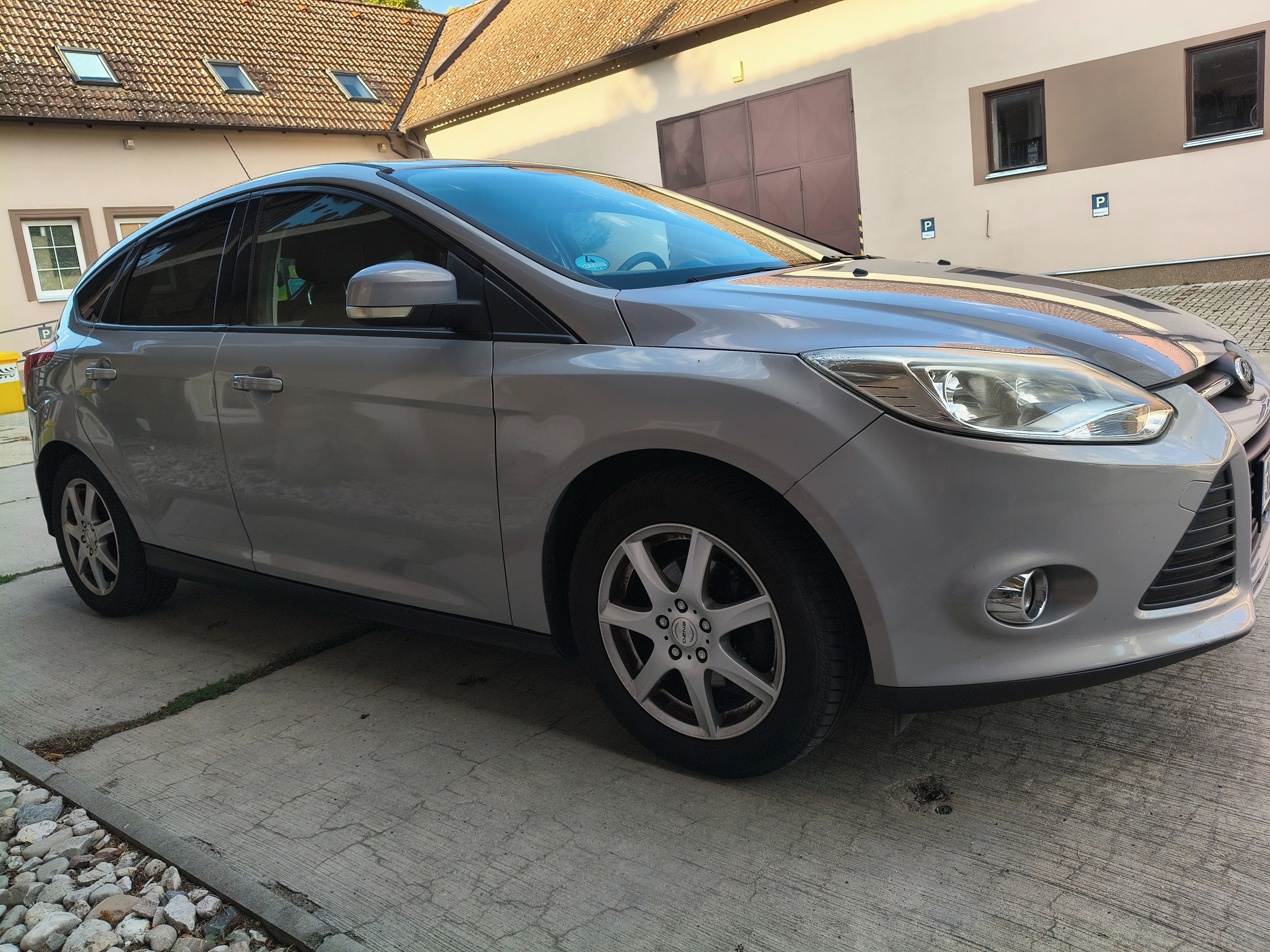 Ford Focus, 1.6 DURATEC - fotka 5
