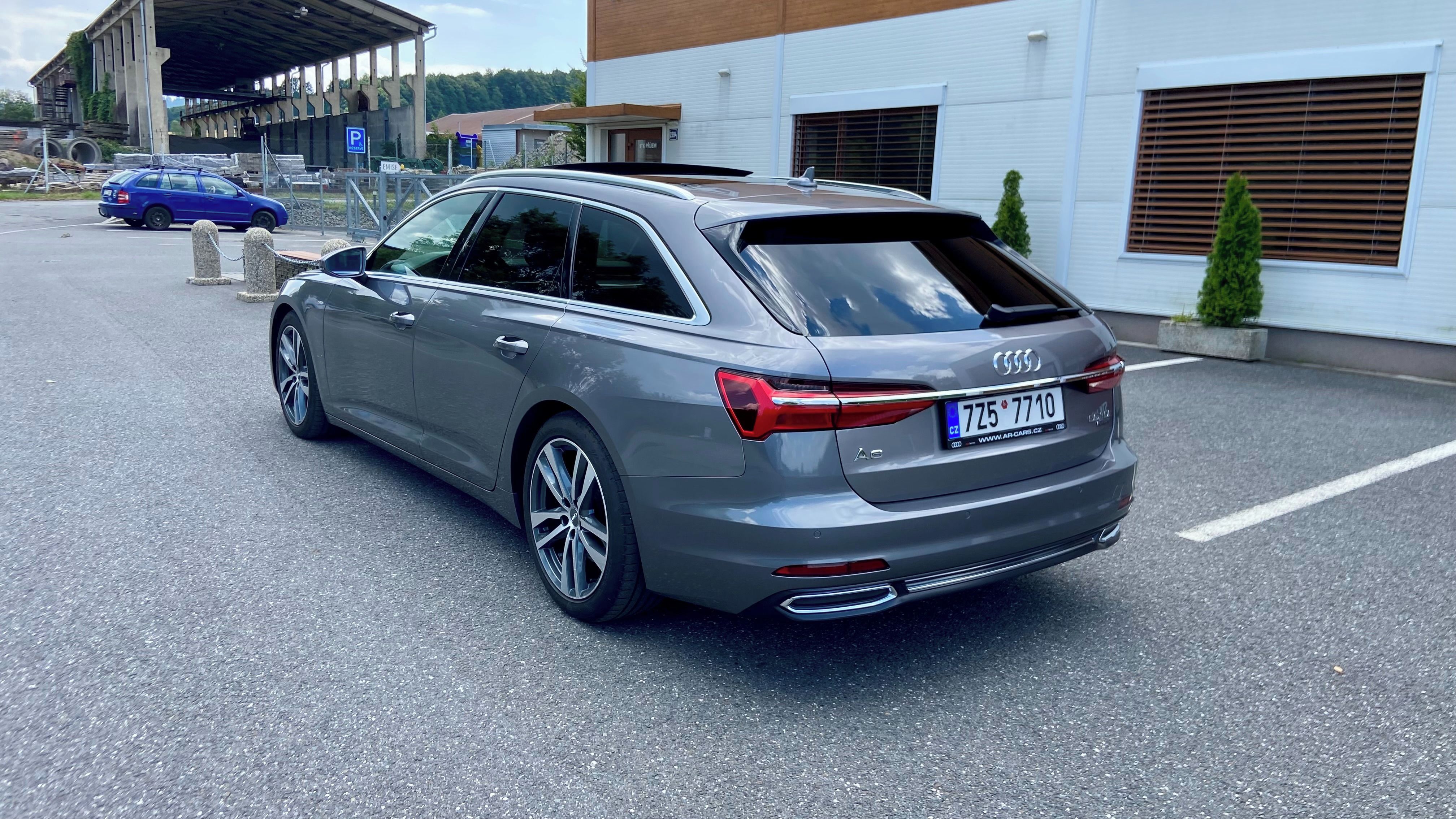 Audi A6 Avant, 50 TDI QUATTRO 210 KW S-LINE - fotka 6