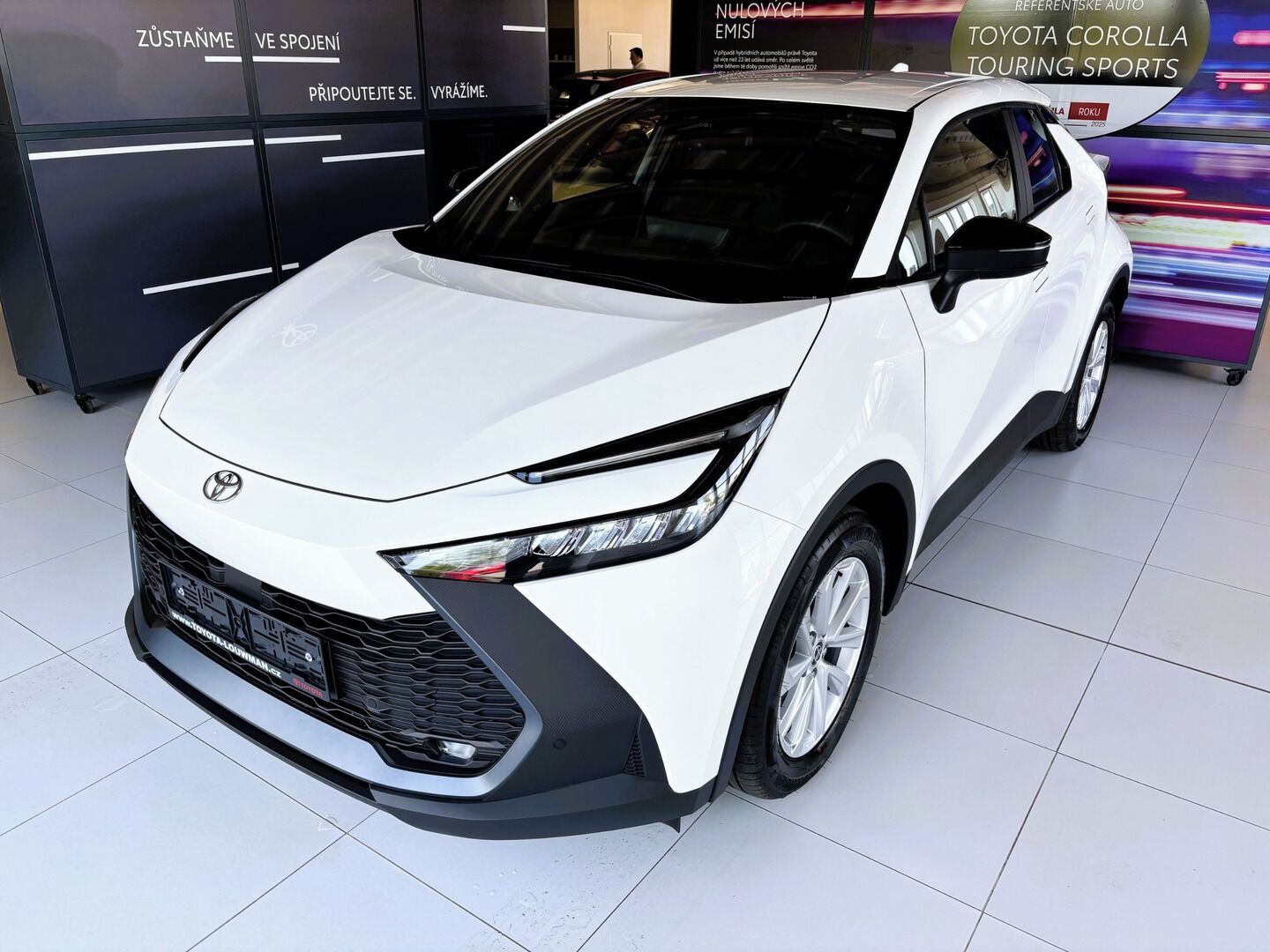 Toyota C-HR, 1,8   Comfort BUSINESS HEV - fotka 3