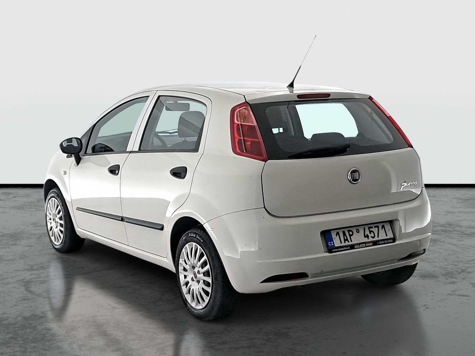 Fiat Punto, 1.2, ČR,1.maj, za skvělou cenu - fotka 4