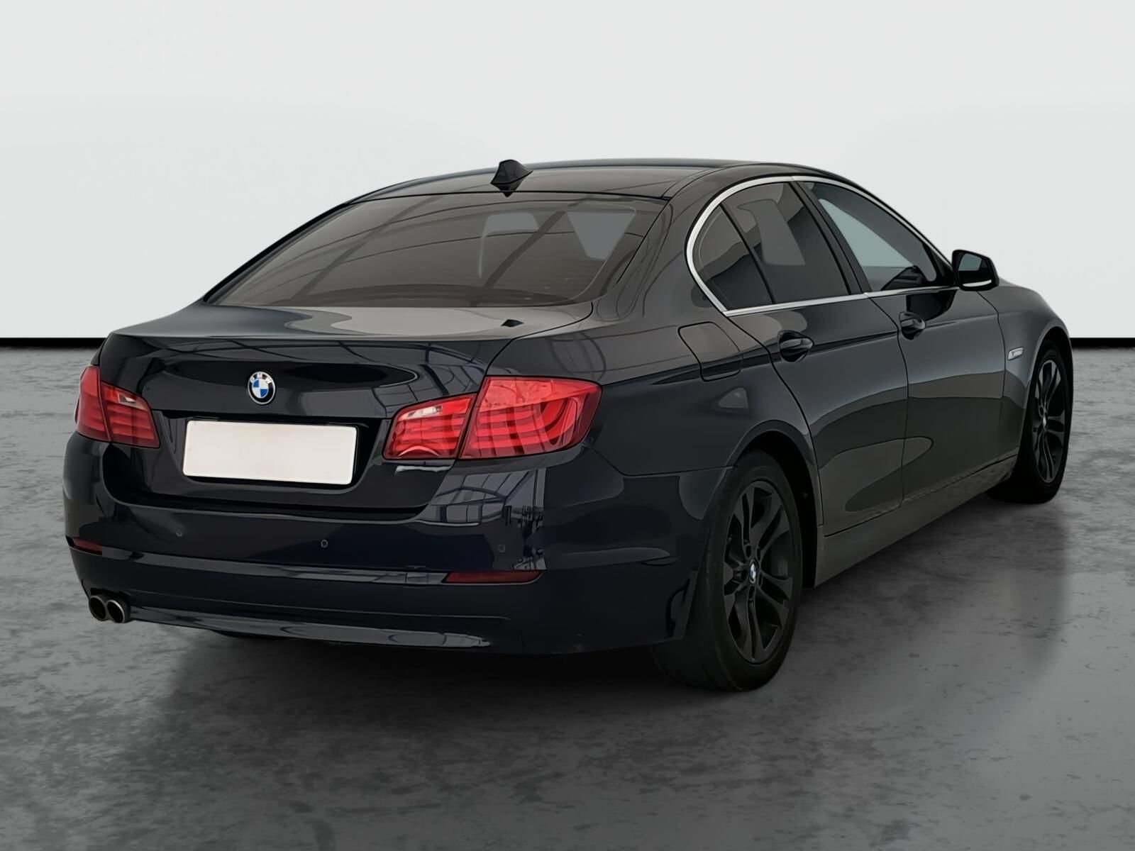 BMW Řada 5, 520d, Serv.kniha - fotka 5