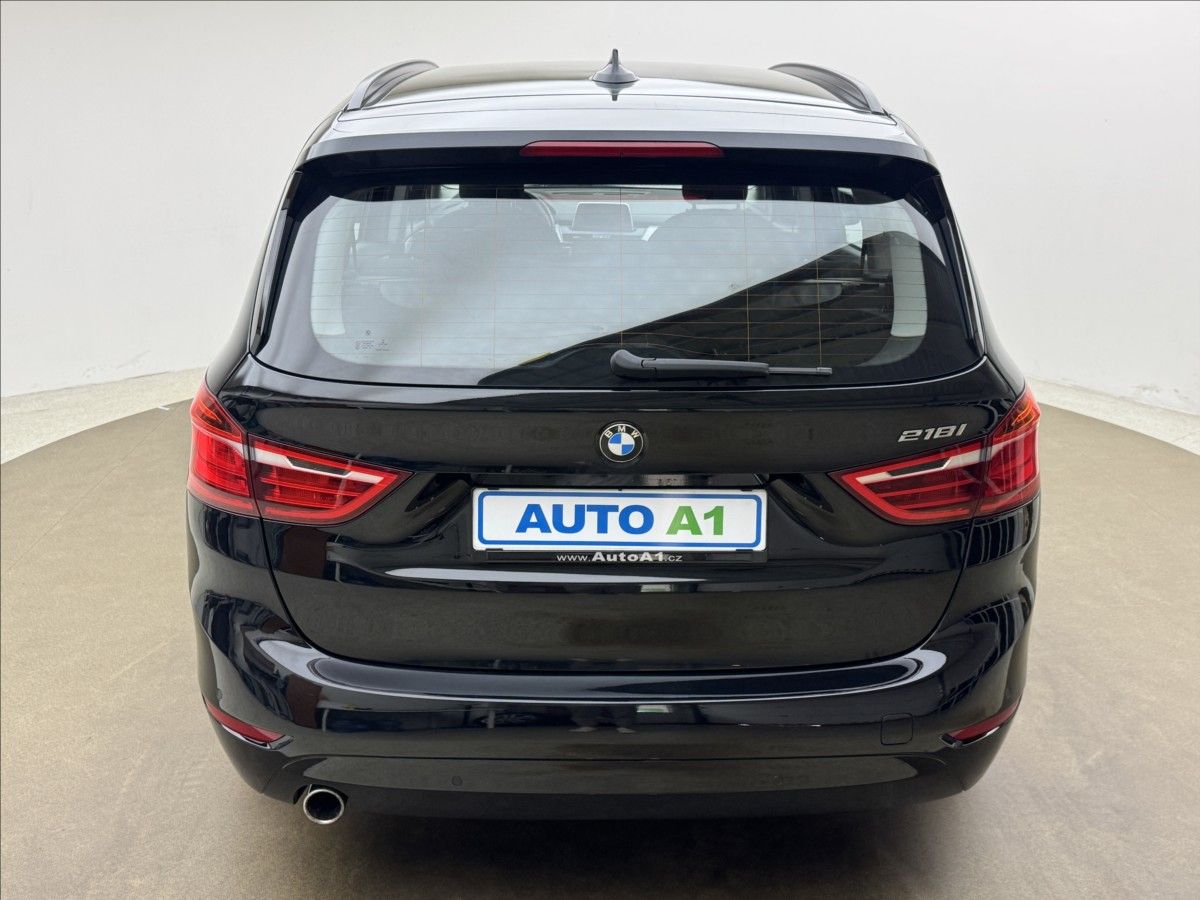 BMW Řada 2, 1,5 218i LONG ROZVODY VÝHŘEV - fotka 5