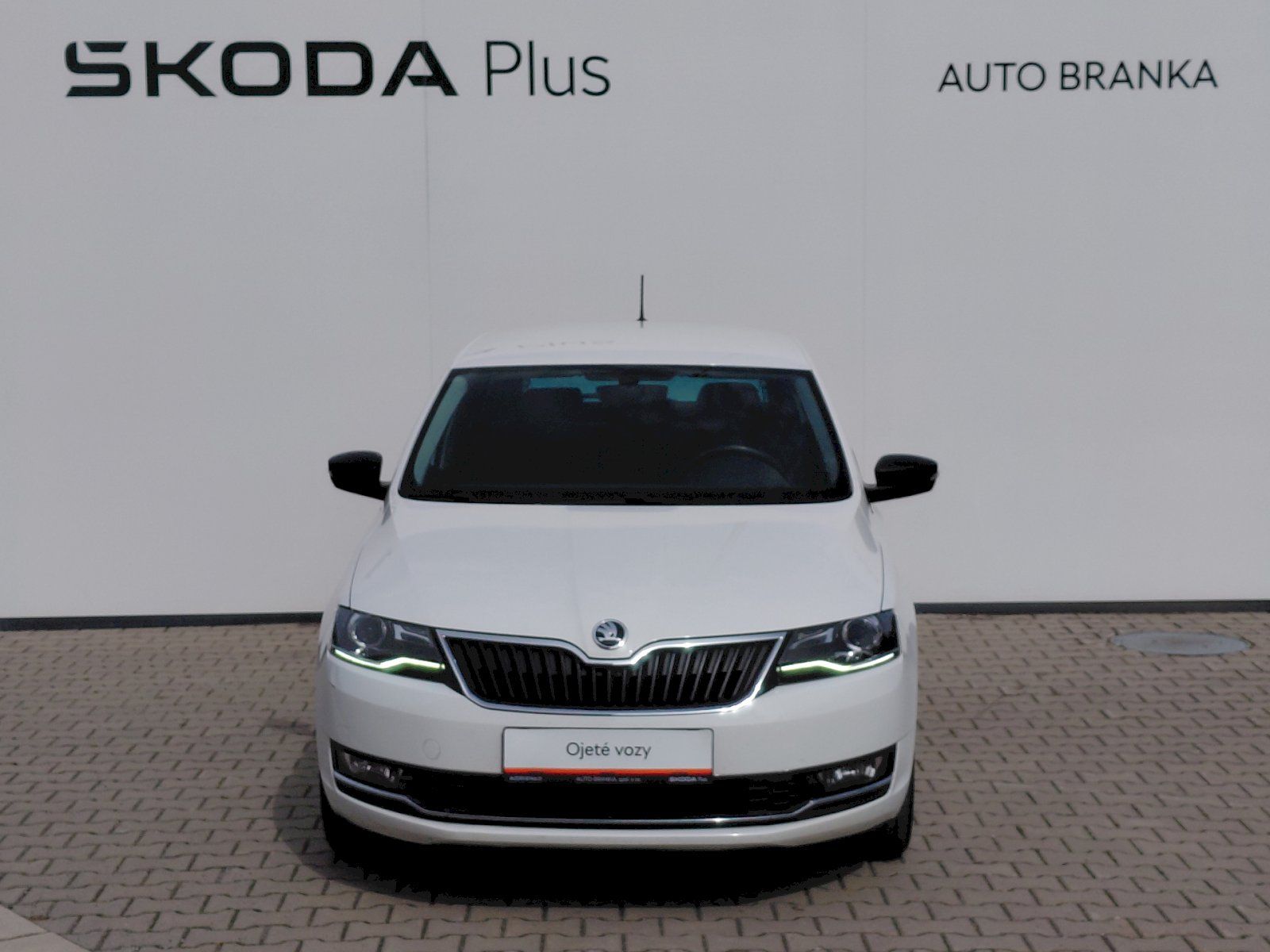 Škoda Rapid, Spaceback 1,0 TSI 81 kW STYLE - fotka 4