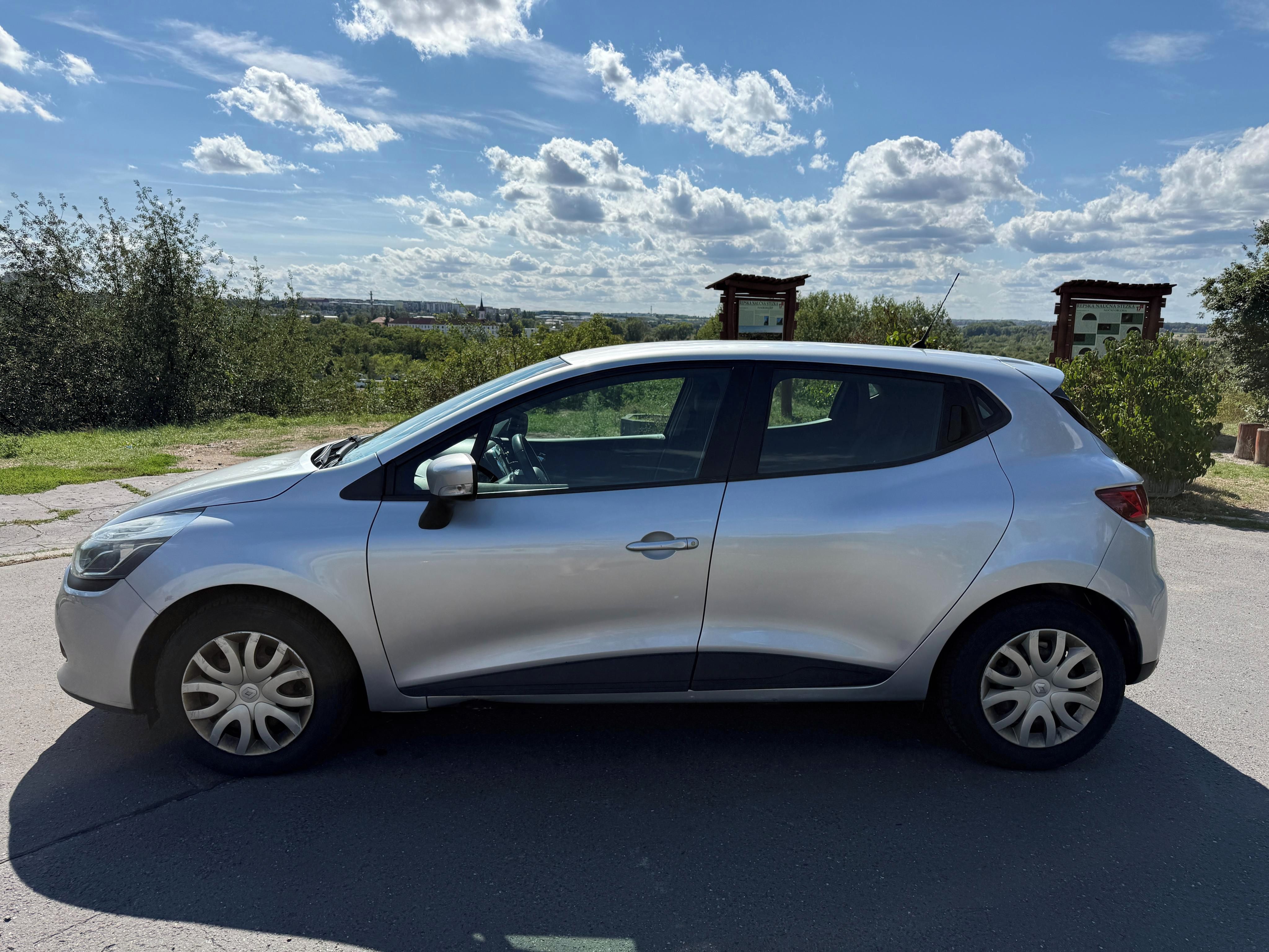 Renault Clio, Renault Clio IV 1.2 16V 55 kW - fotka 2