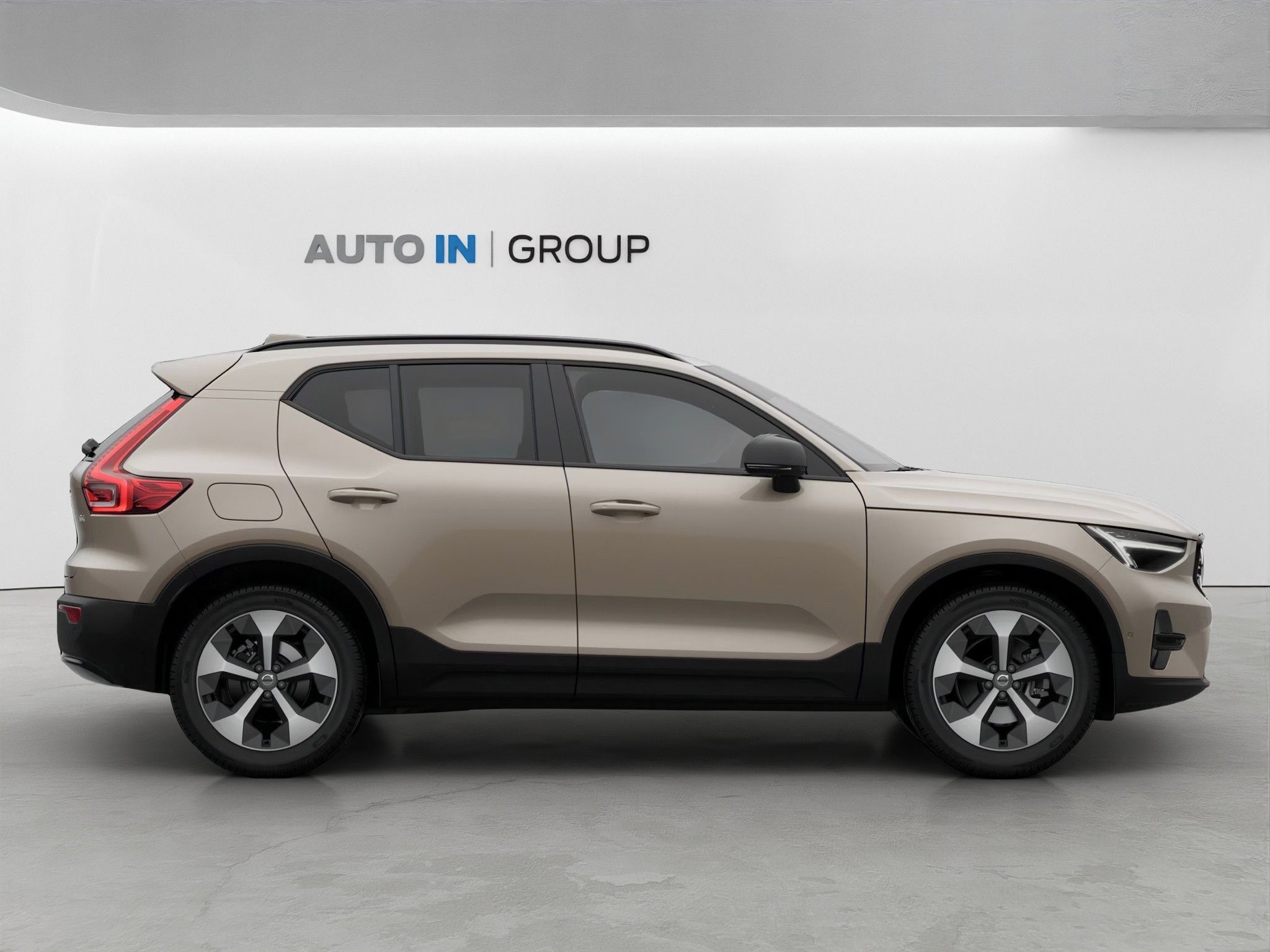 Volvo XC40, DARK B4 PLUS FWD,Nez.topení - fotka 6